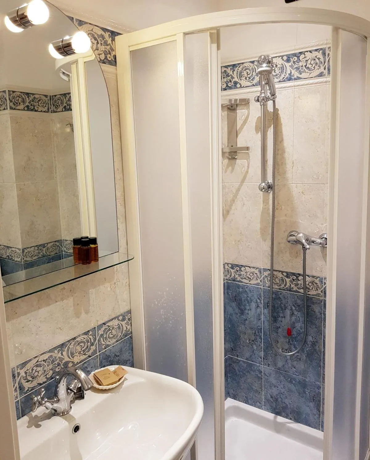Albergo Degli Amici