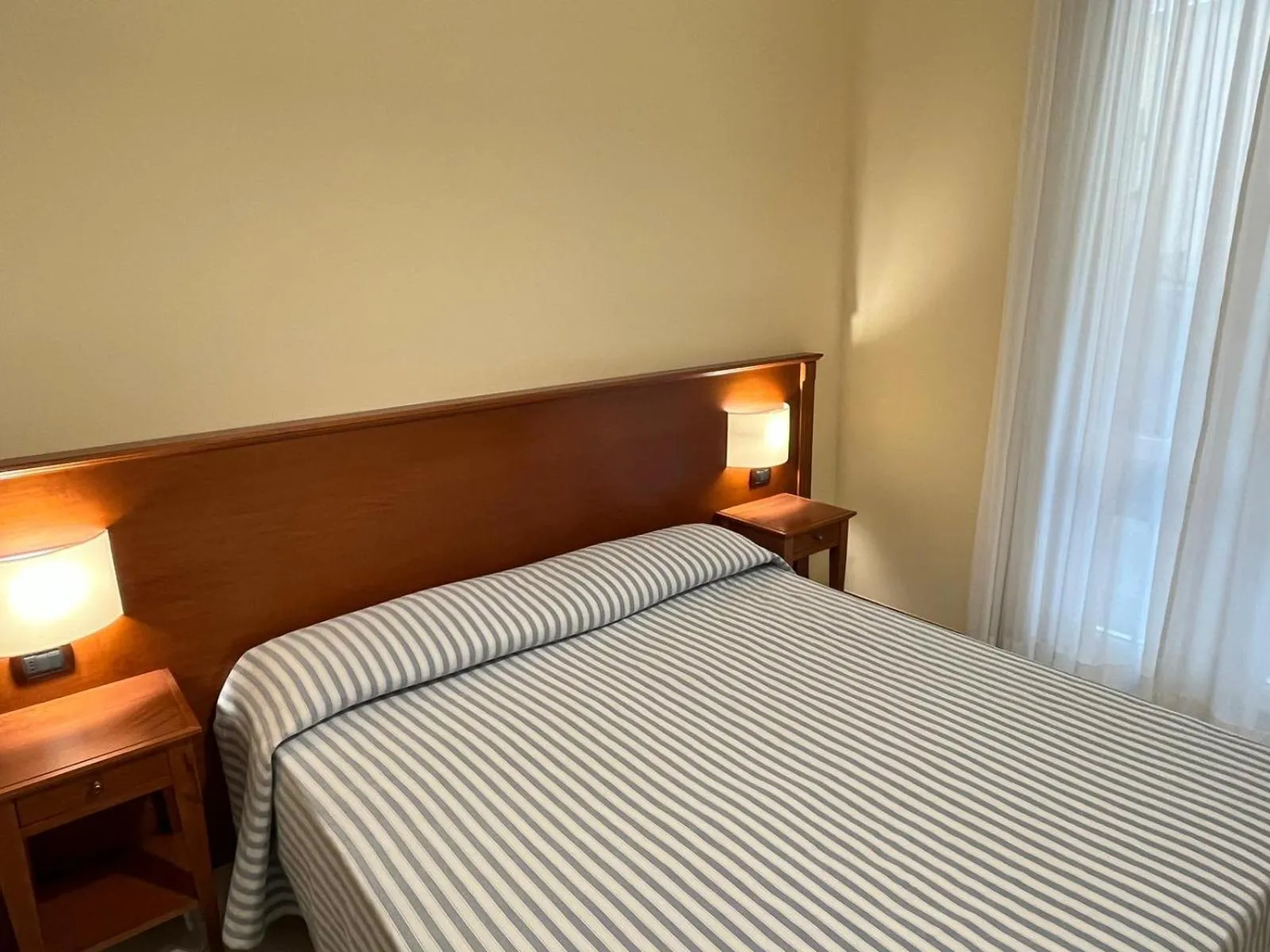 Bed in Albergo Degli Amici