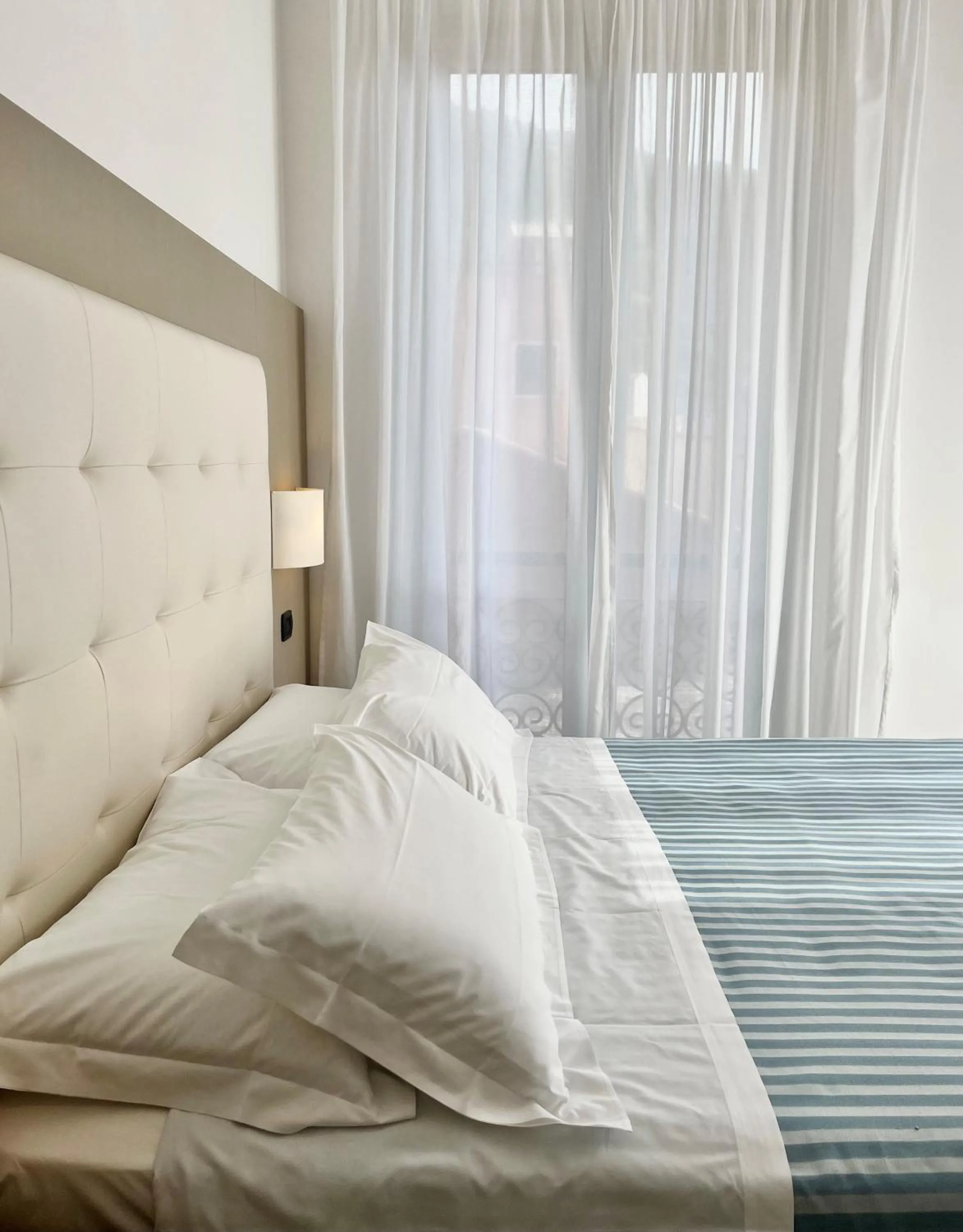 Bed in Albergo Degli Amici