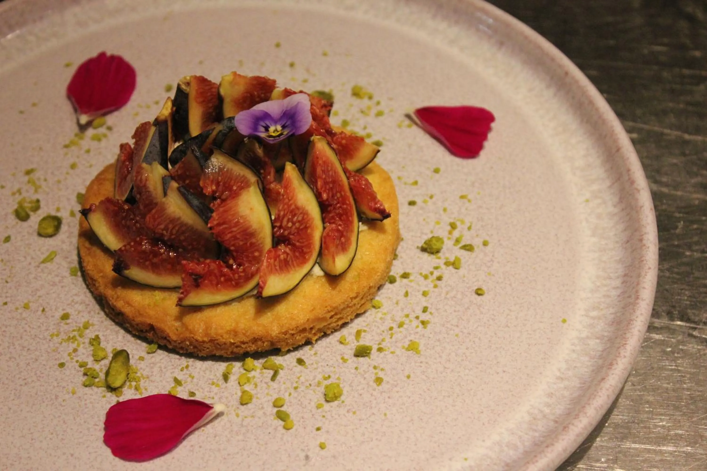 Restaurant/places to eat in Logis Hôtel - Le Manoir de Sauvegrain