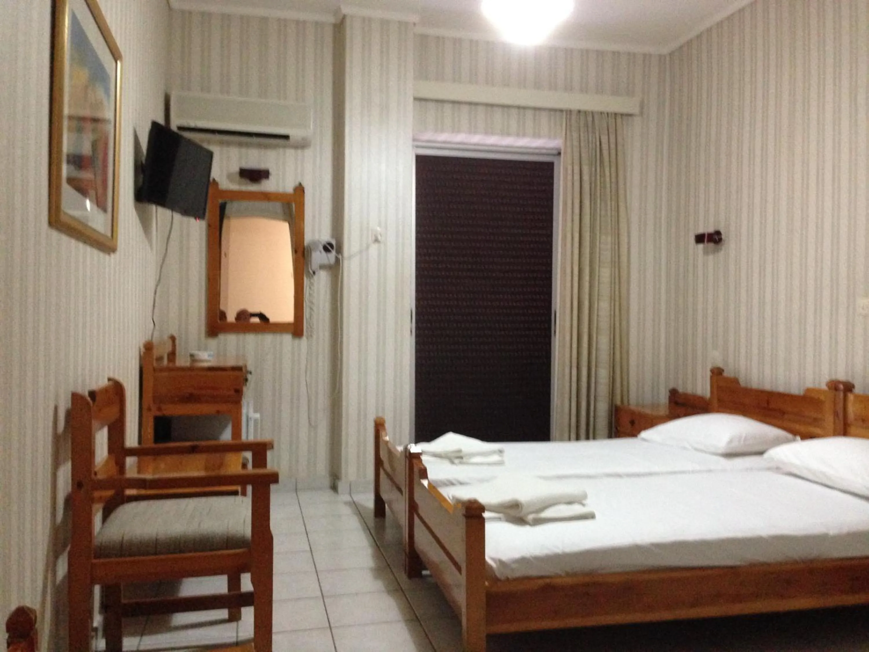 Bedroom, Bed in Phaethon Hotel