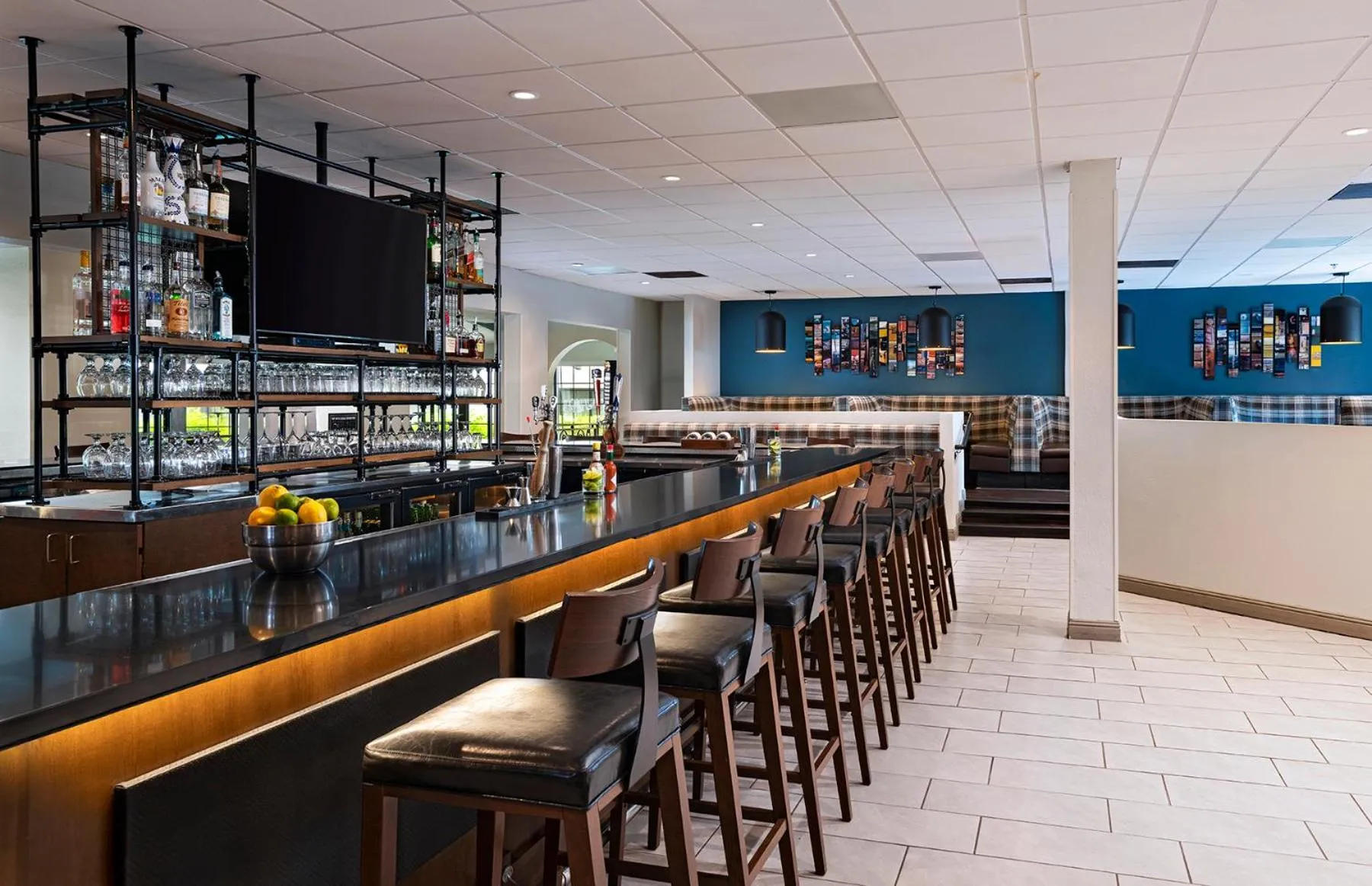 Restaurant/places to eat in Four Points by Sheraton Tucson Airport