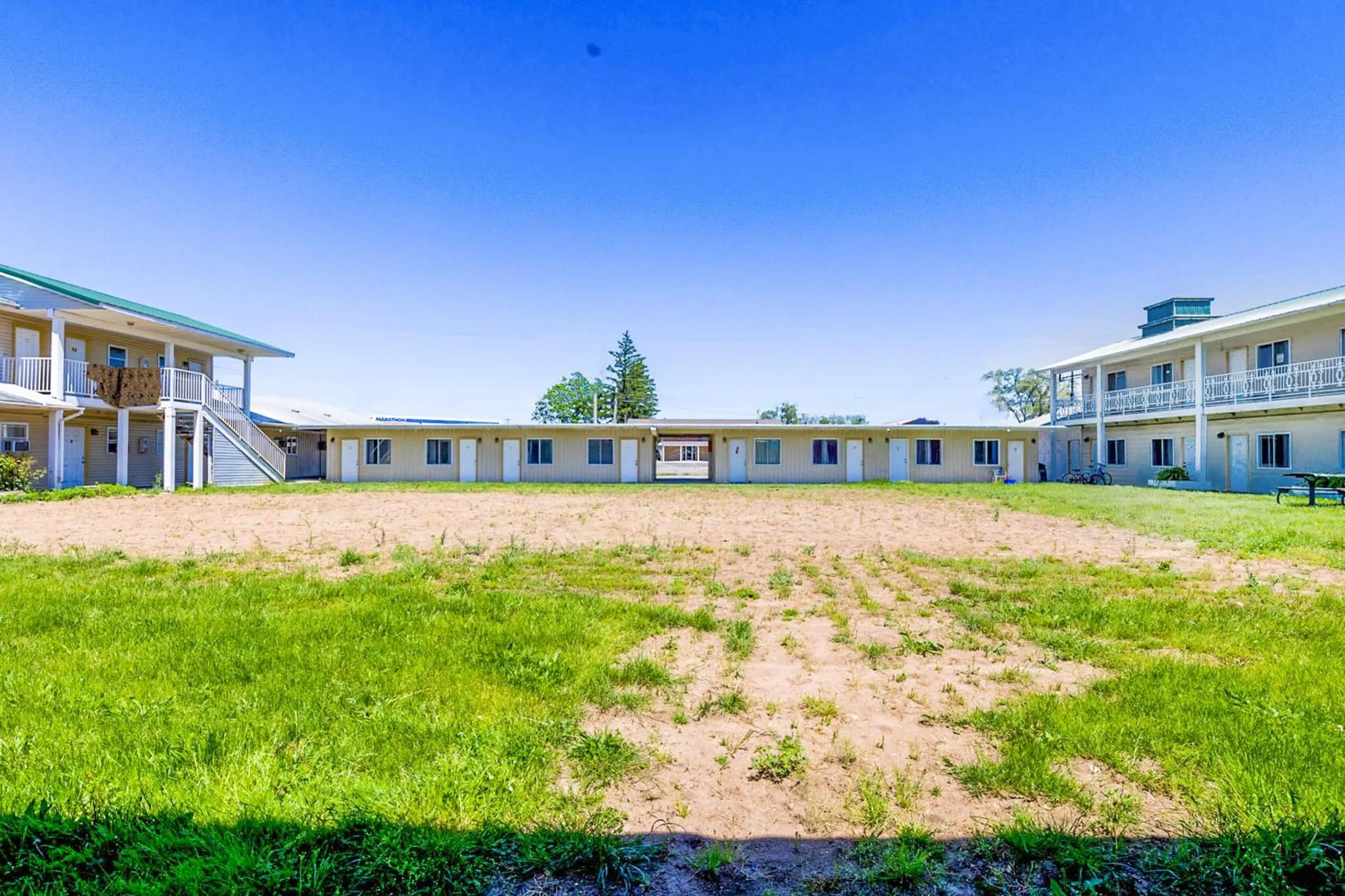 Facade/entrance in Country Hearth Inn & Suites By OYO Sturgis