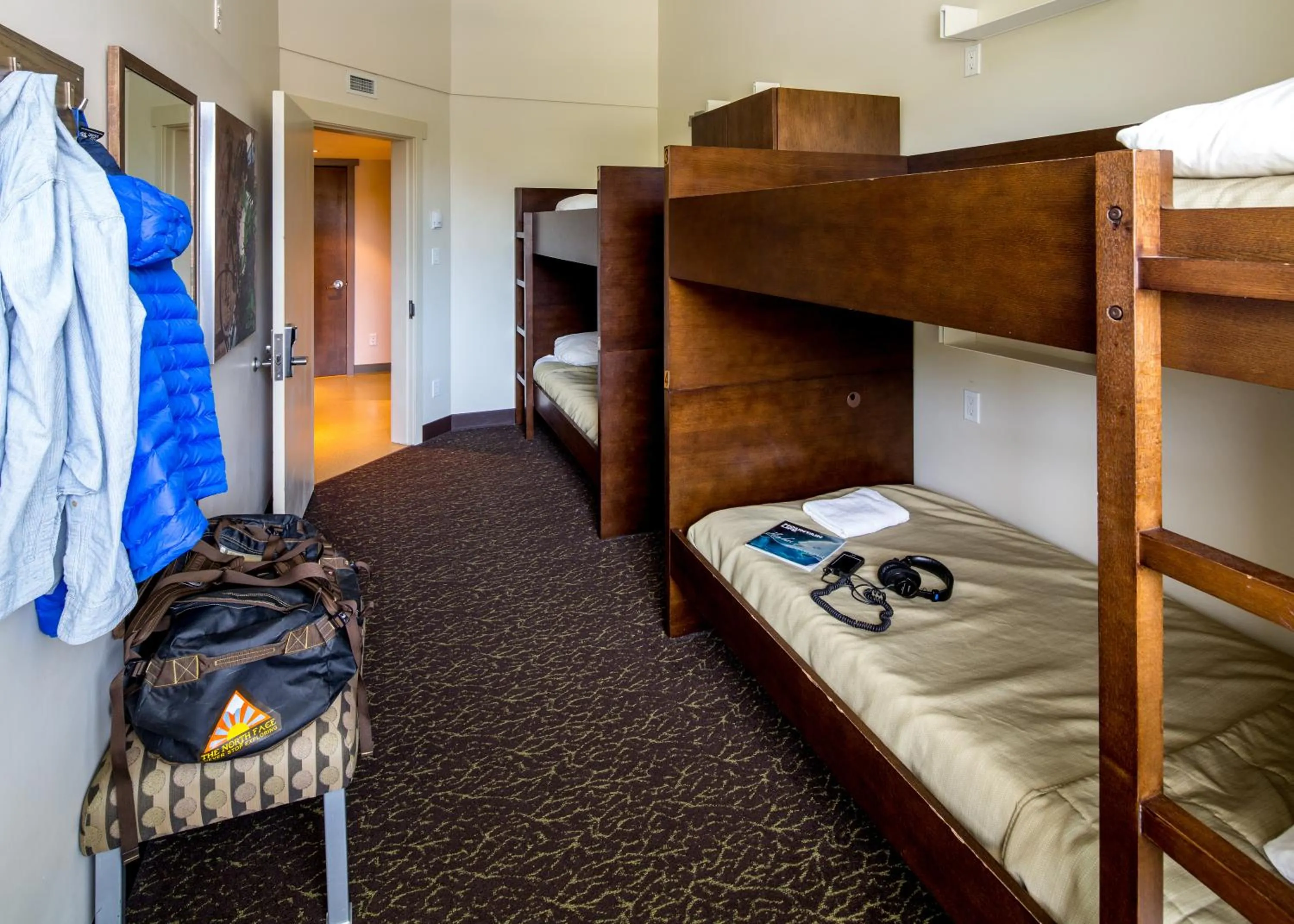 Single Bed in Mixed Dormitory Room in HI Whistler - Hostel