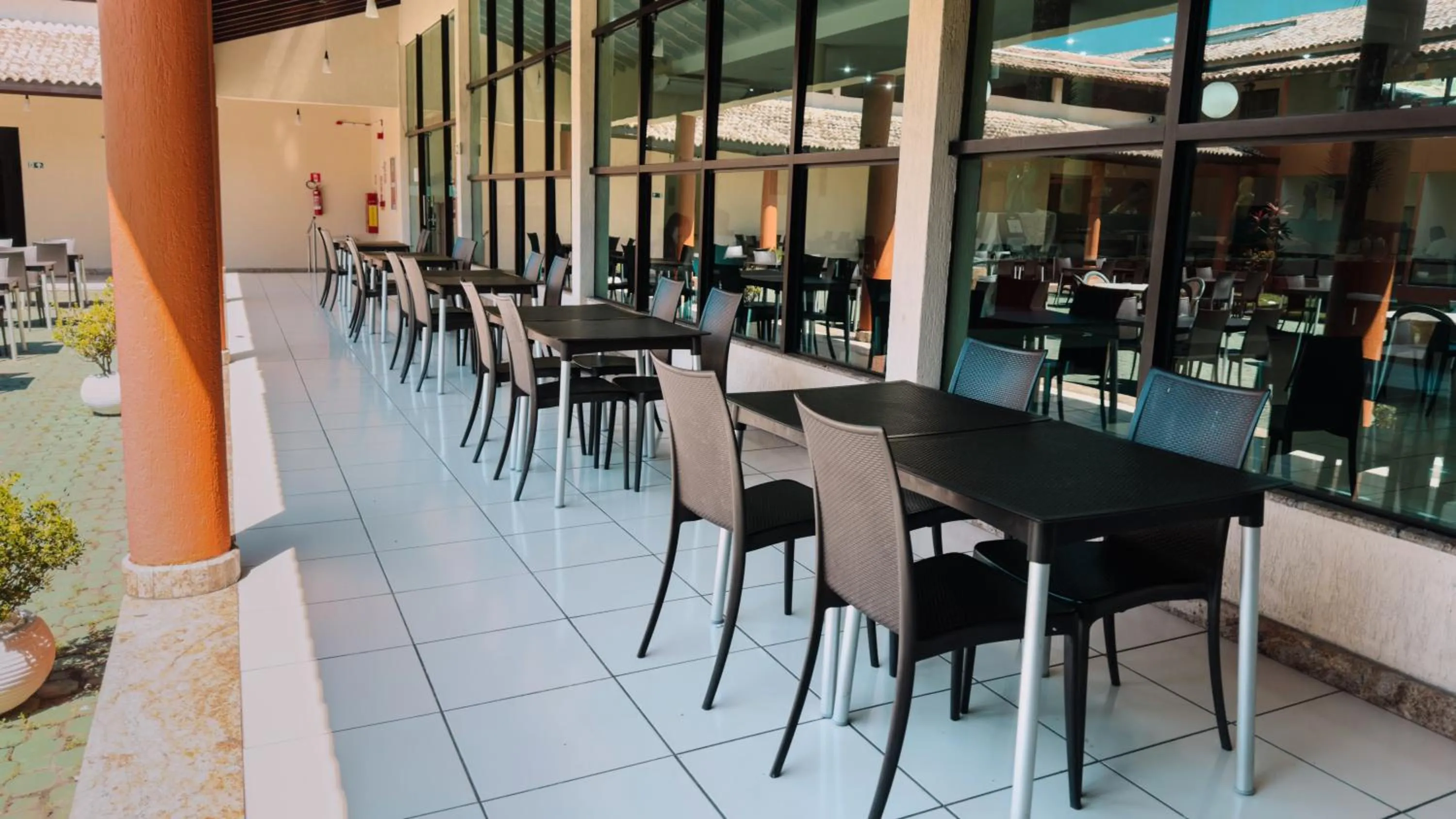 Restaurant/places to eat in Hotel Beach Hills