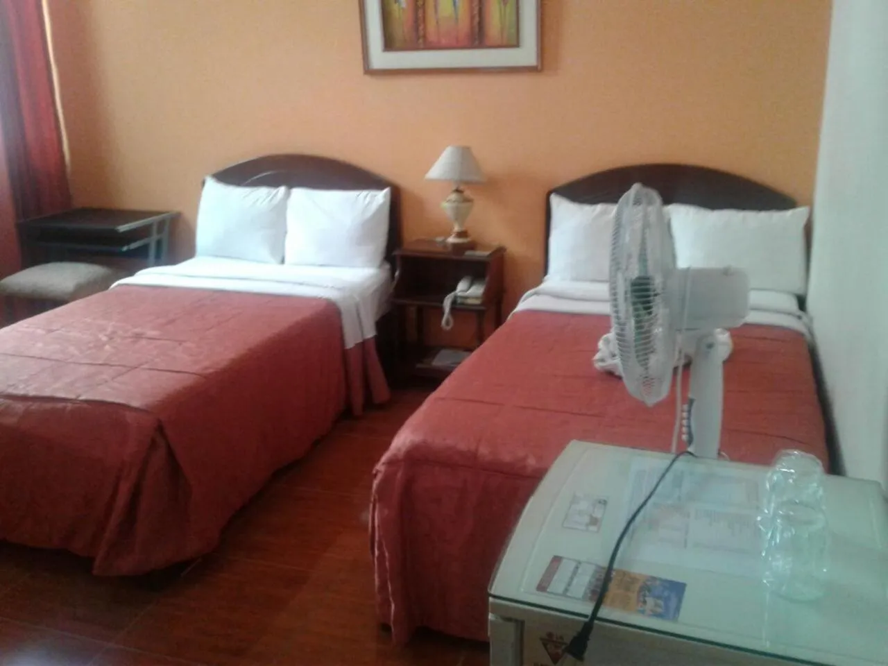 Bed in Hotel Plaza Bolognesi 344