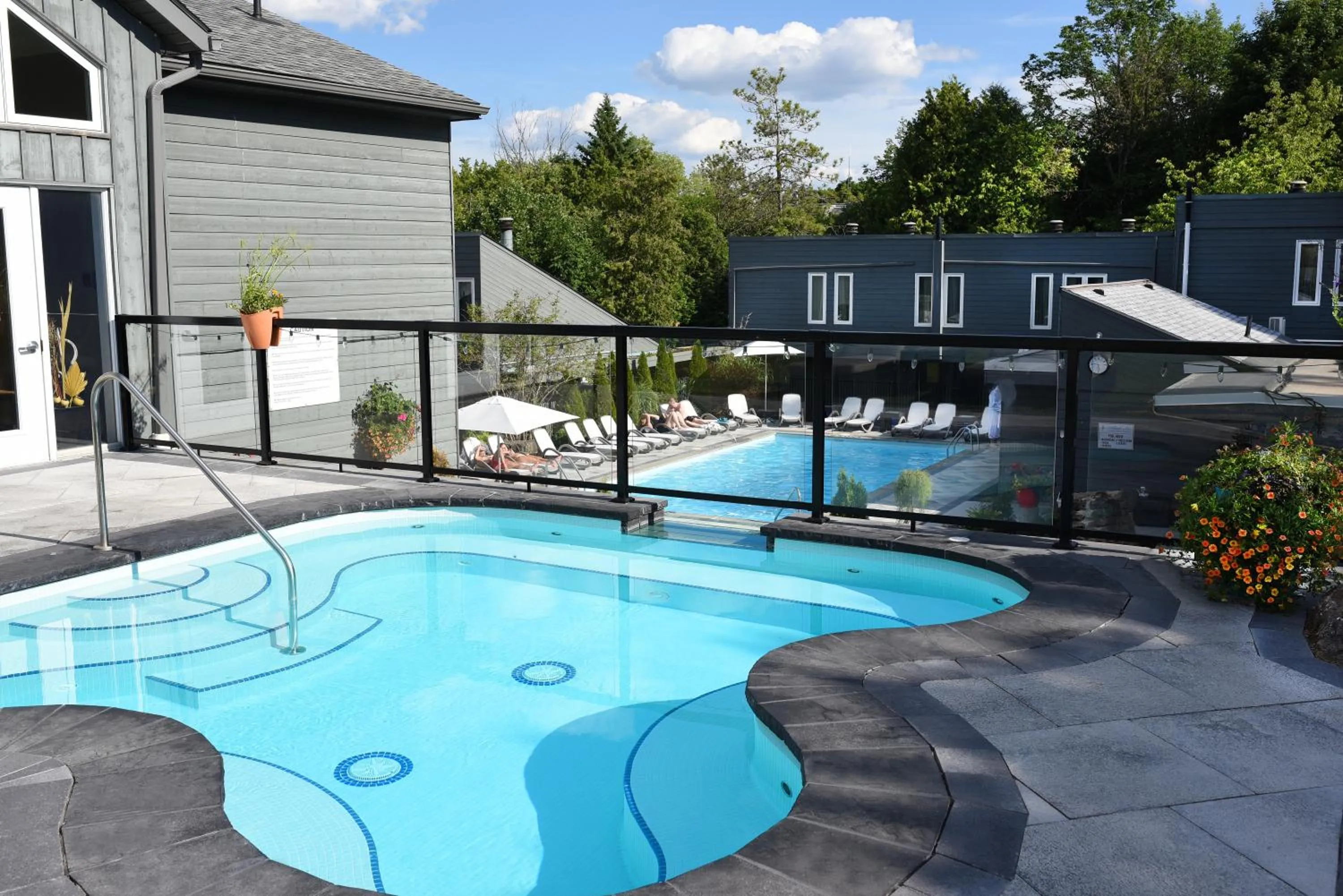 Hot Spring Bath in Millcroft Inn & Spa