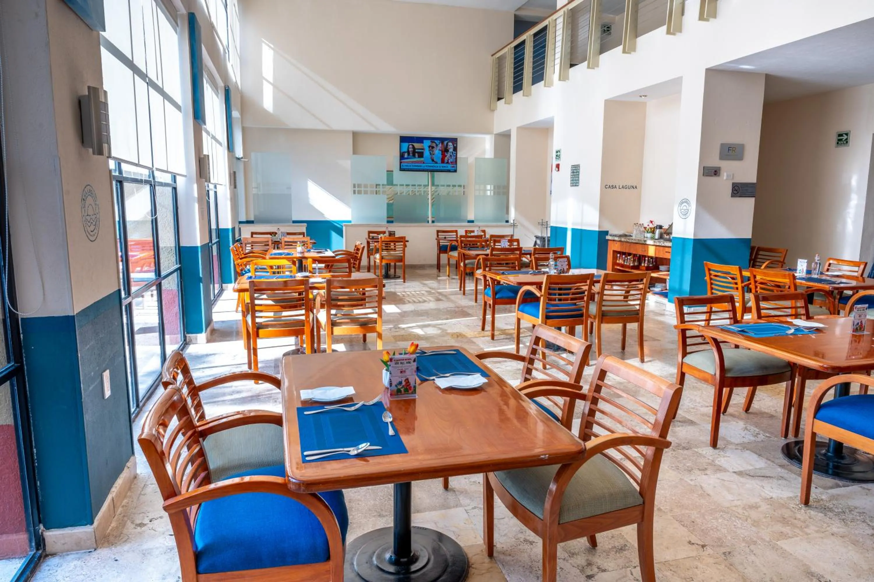 Restaurant/places to eat in Fiesta Inn Poza Rica