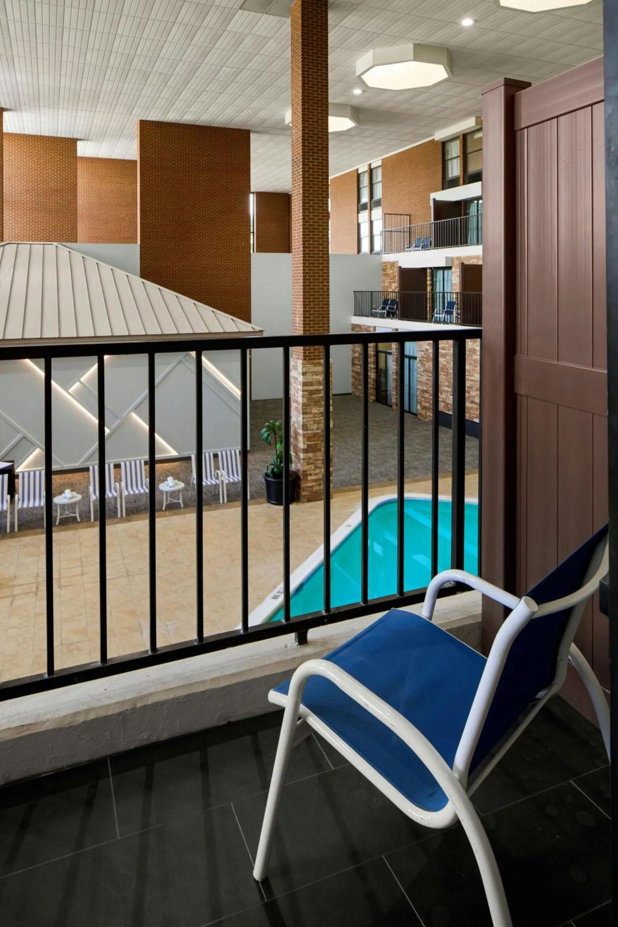 Photo of the whole room in Four Points by Sheraton Richmond Airport