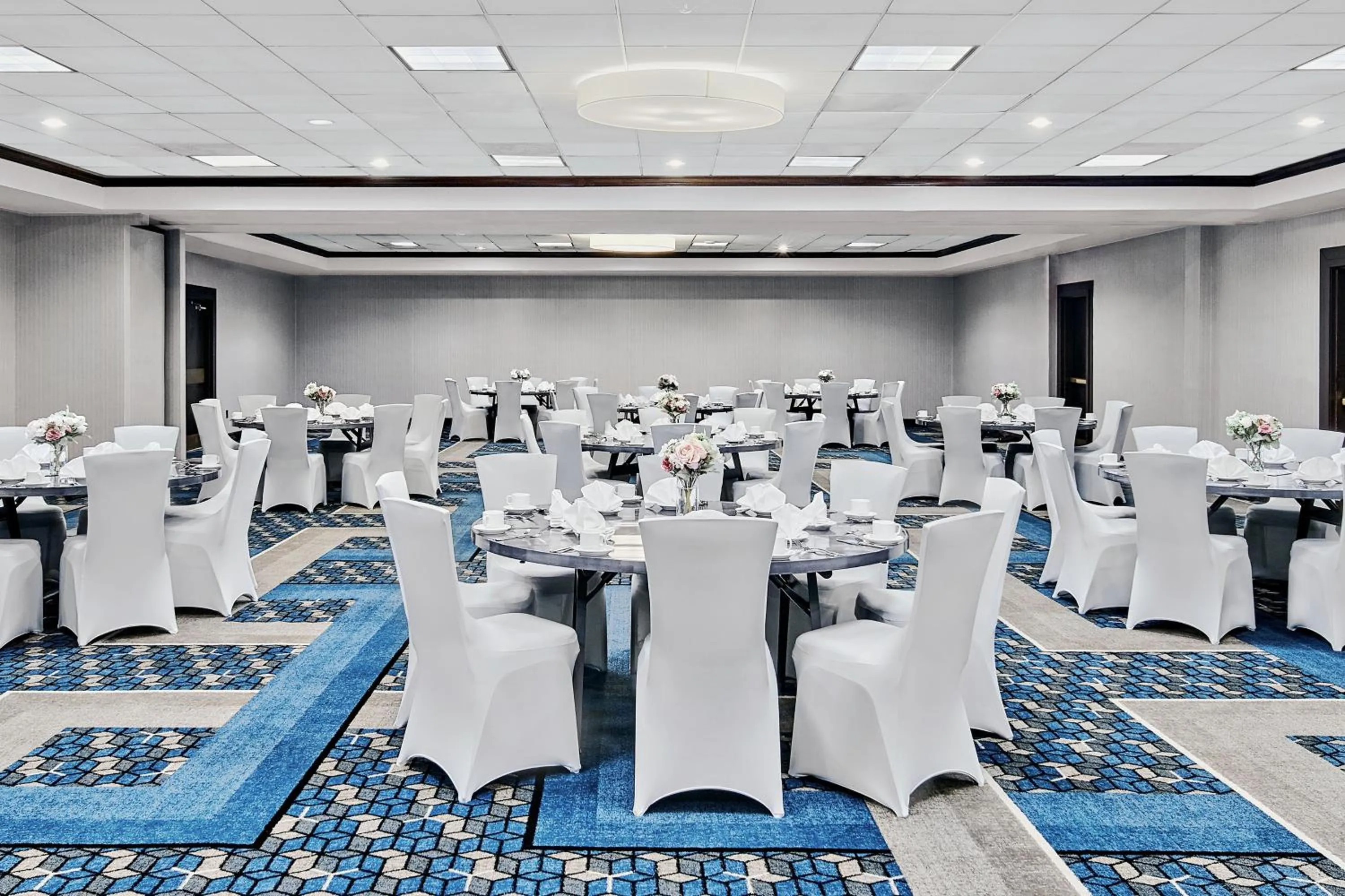 Meeting/conference room in Four Points by Sheraton Richmond Airport