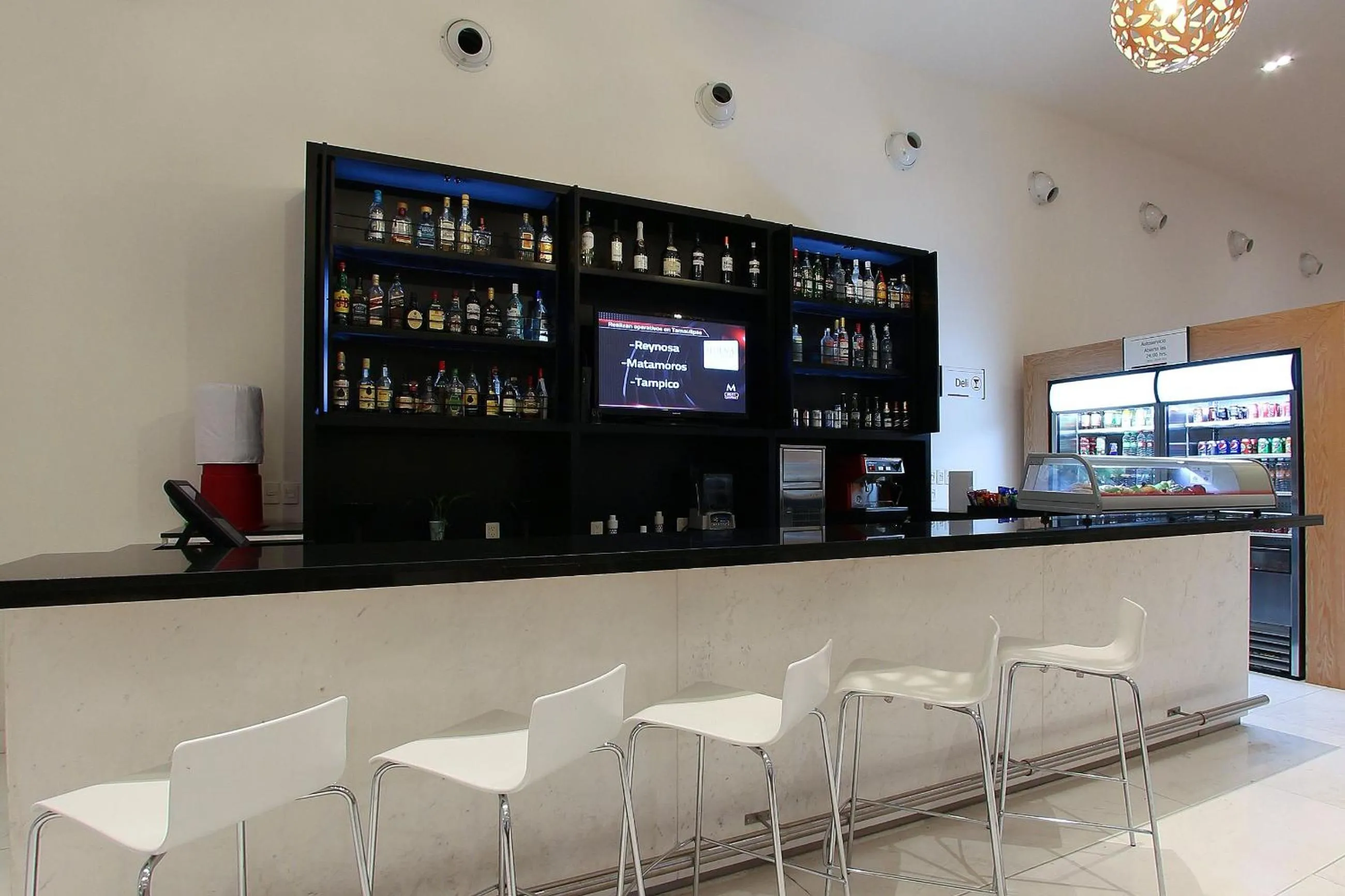 Restaurant/places to eat in Fiesta Inn Express Naucalpan