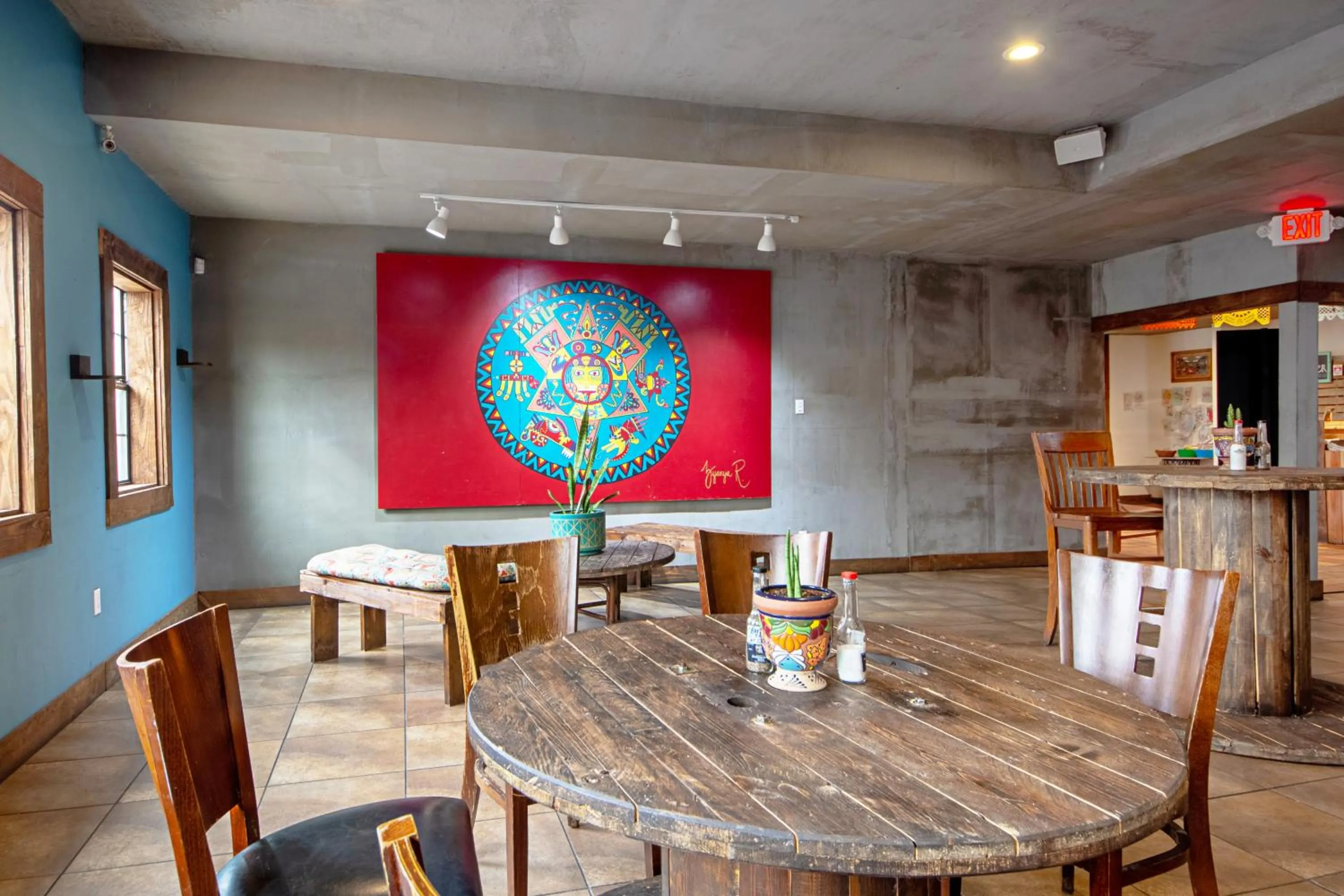 Lounge or bar in Economy Inn & Suites