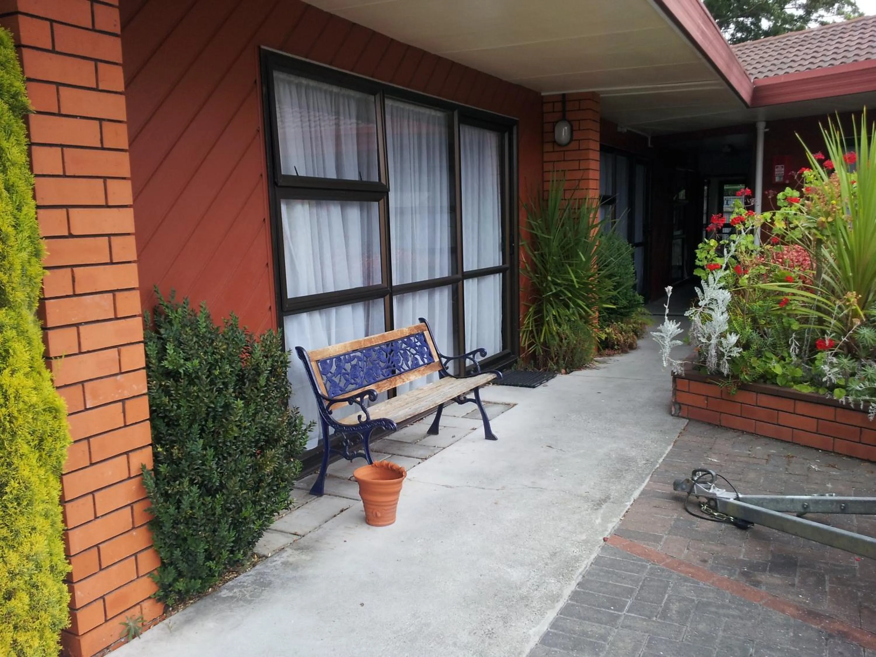 Patio in Ace High Motor Inn