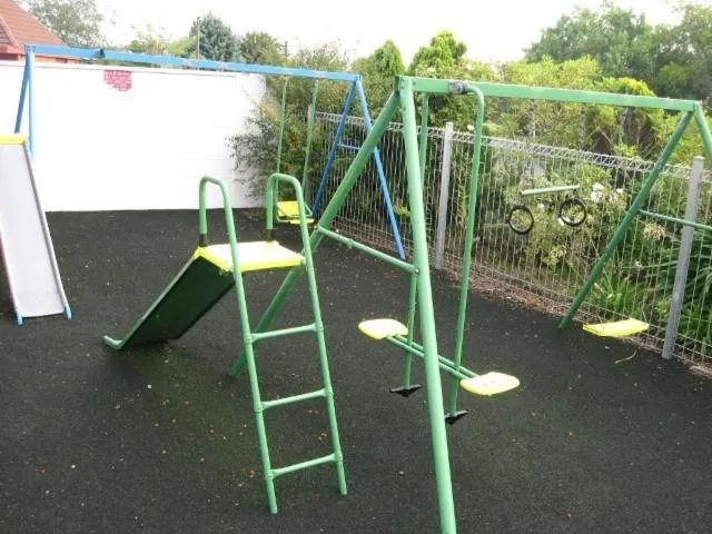 Children play ground in Ace High Motor Inn