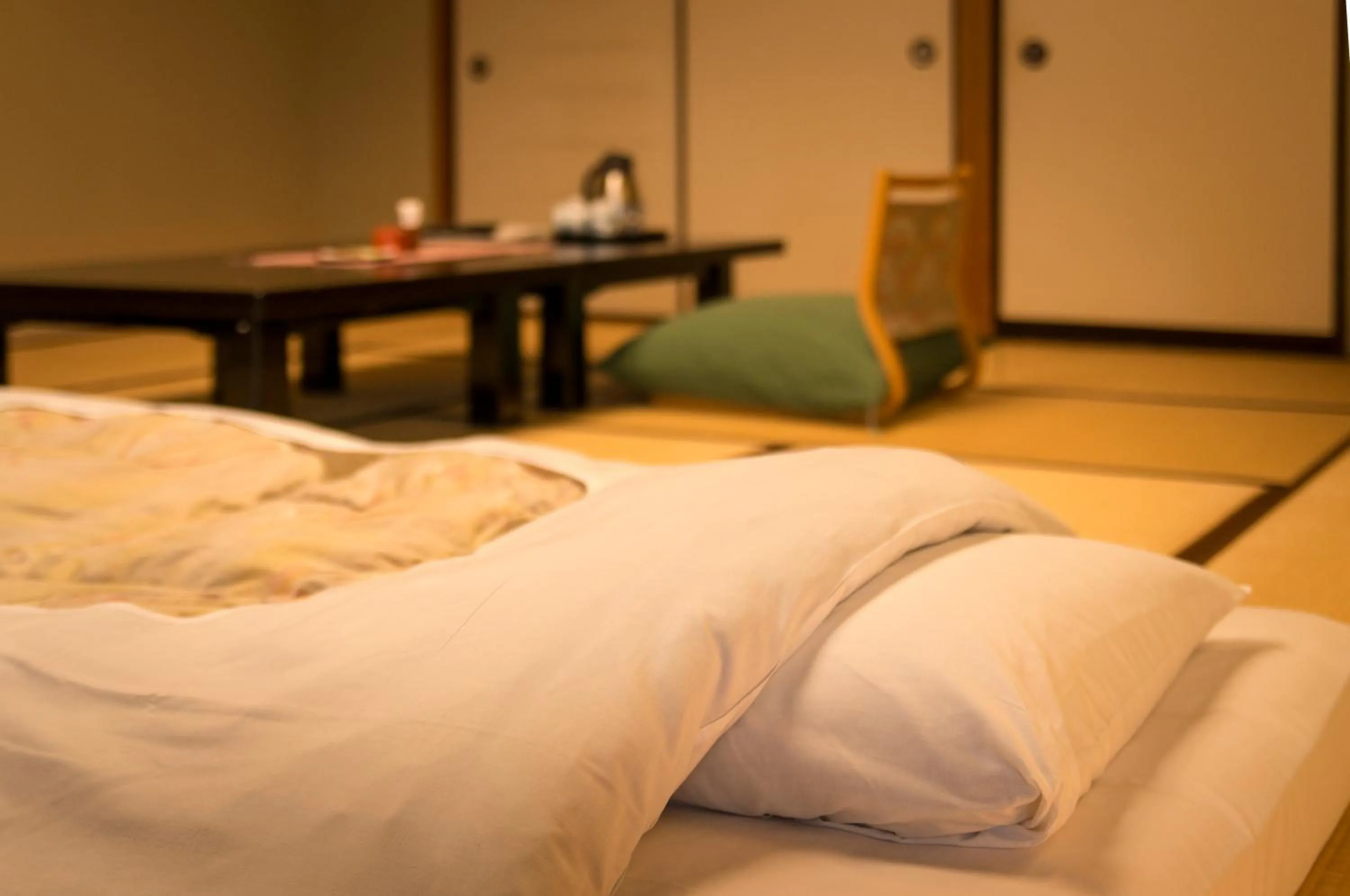 Bed in Shosenkaku Kagetsu