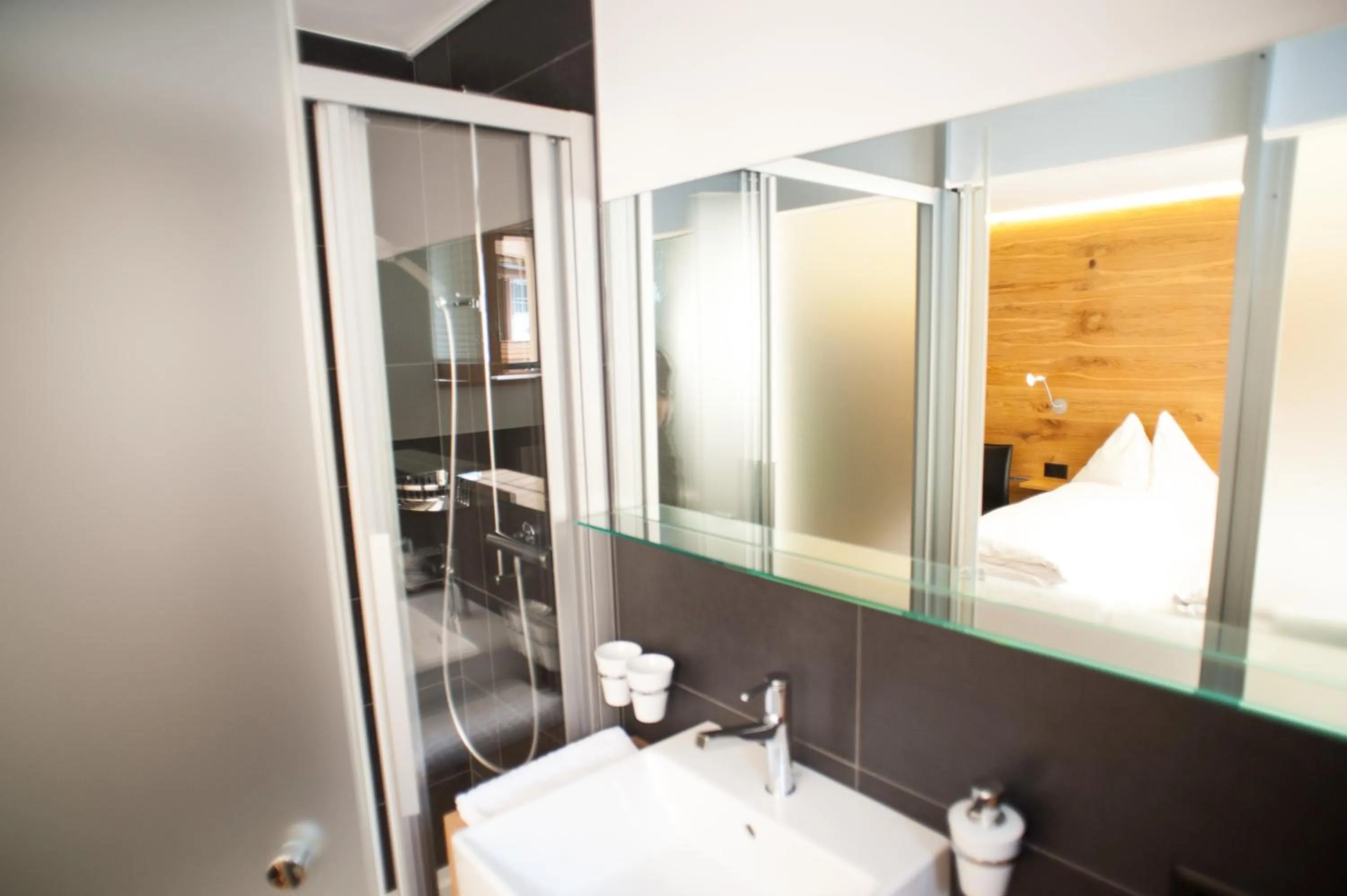 Bathroom in Elite Alpine Lodge - Apart & Breakfast