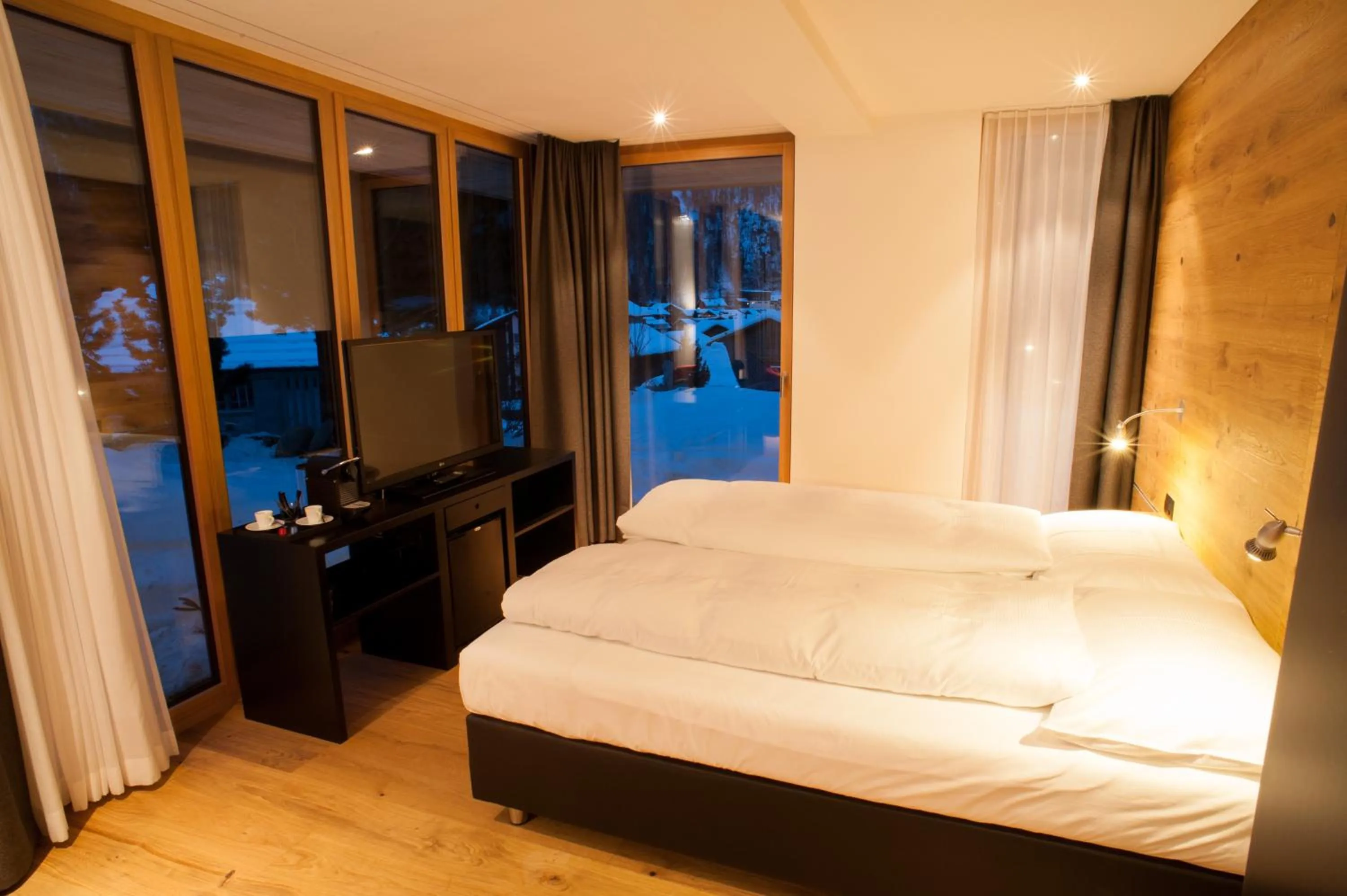 Photo of the whole room, Bed in Elite Alpine Lodge - Apart & Breakfast