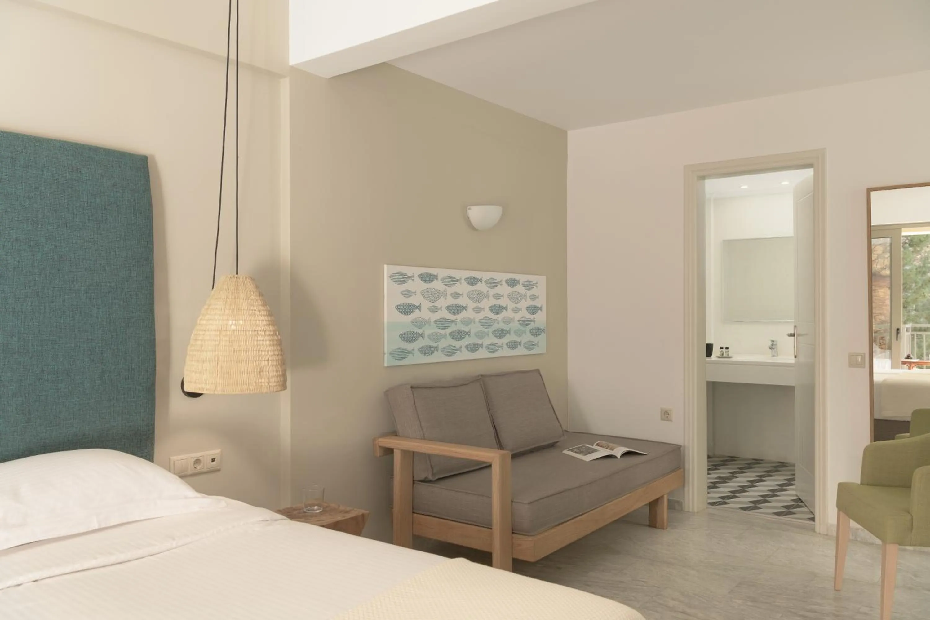 hair dresser, Bed in Paralos Irini Mare