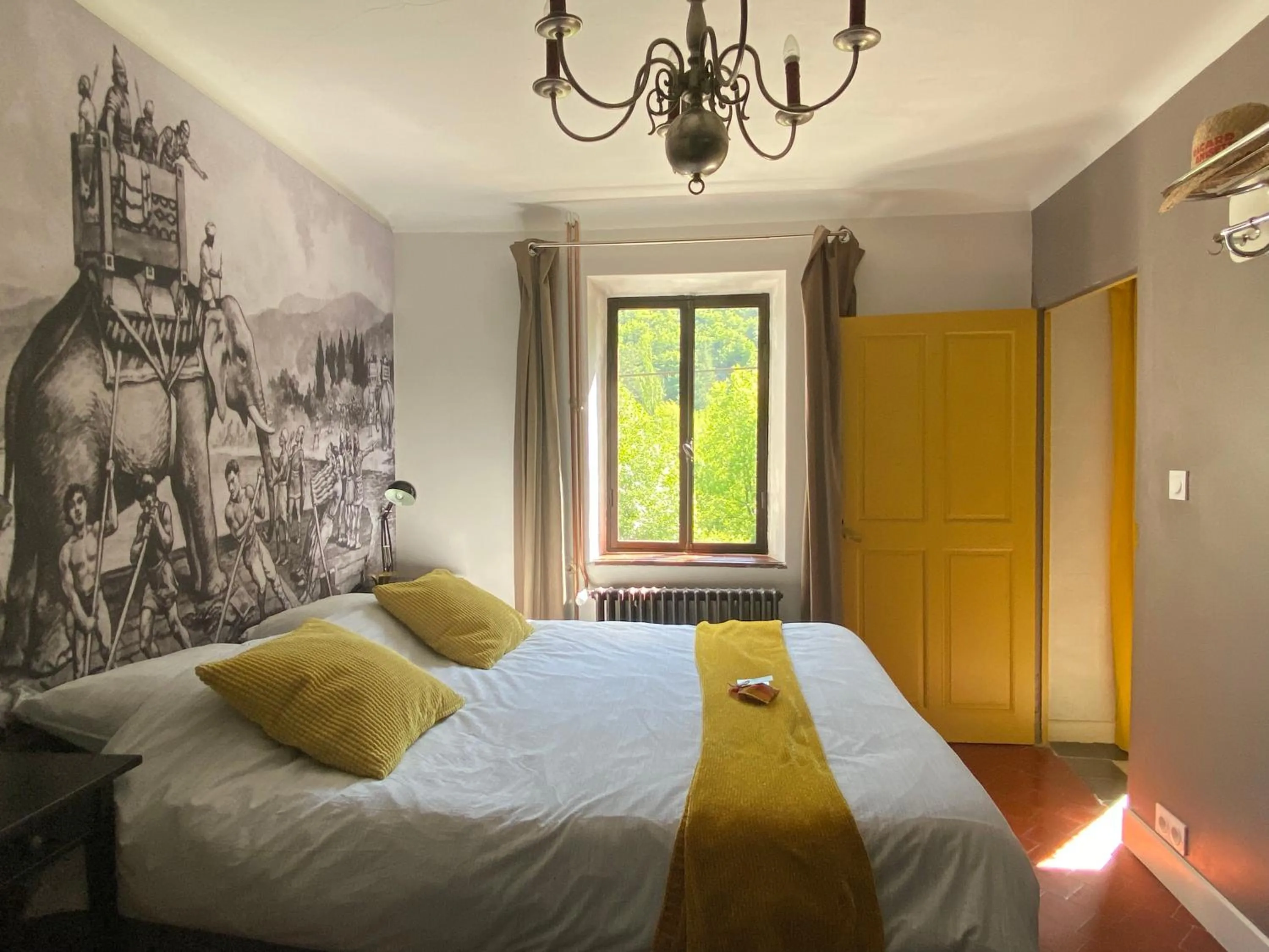 Bedroom, Bed in Mas de la Pauze