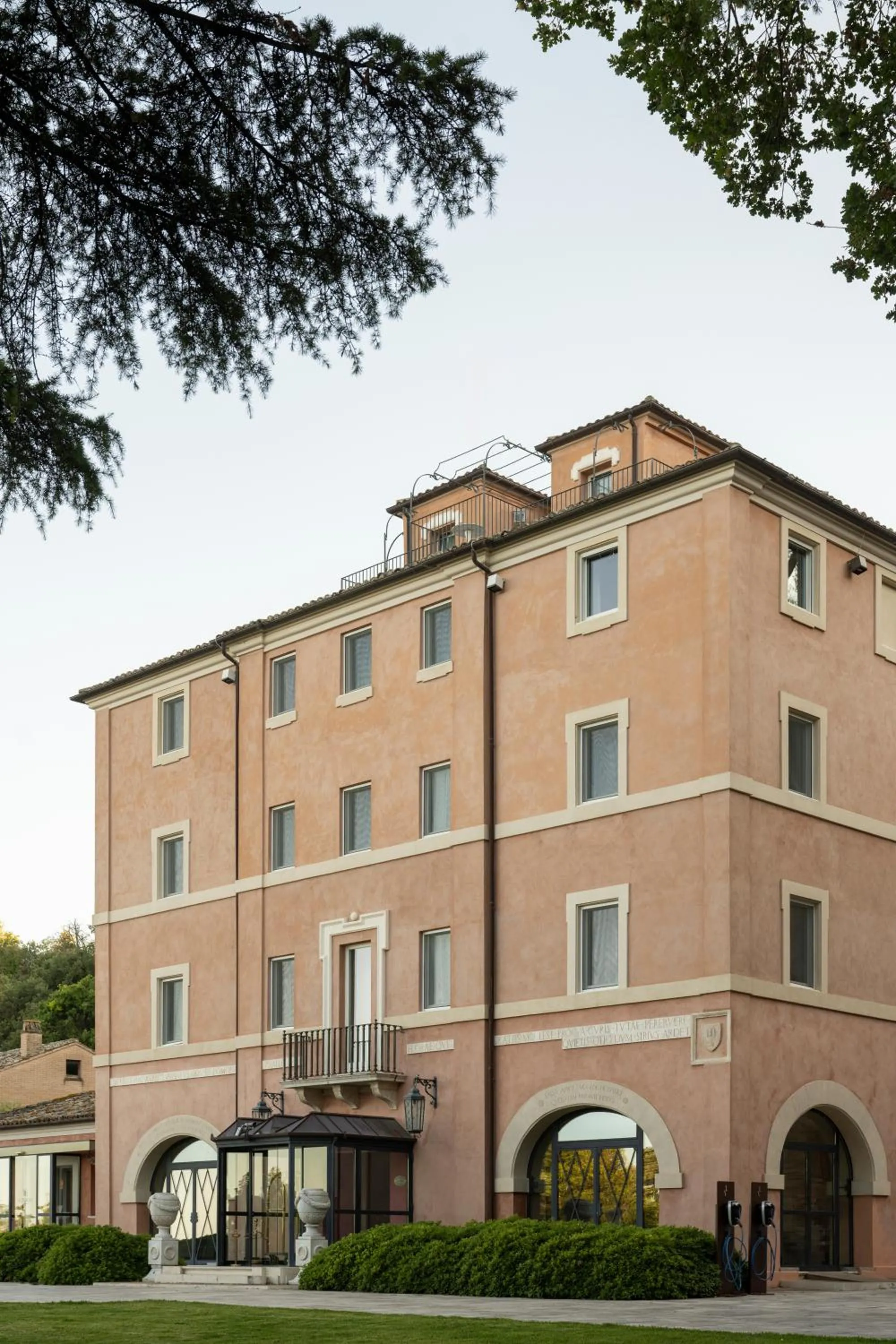 Property building in Villa Lattanzi