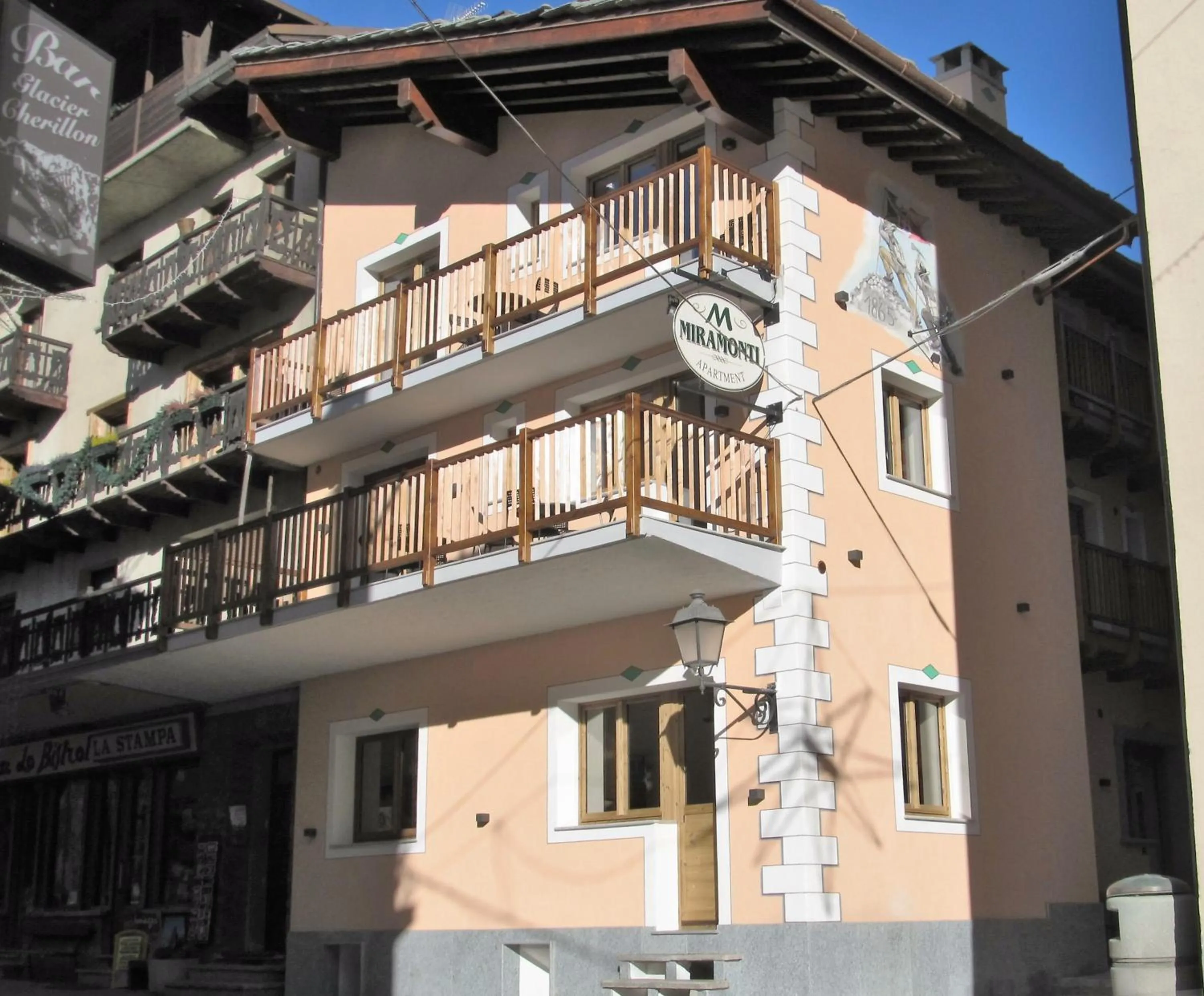 Property building in Miramonti