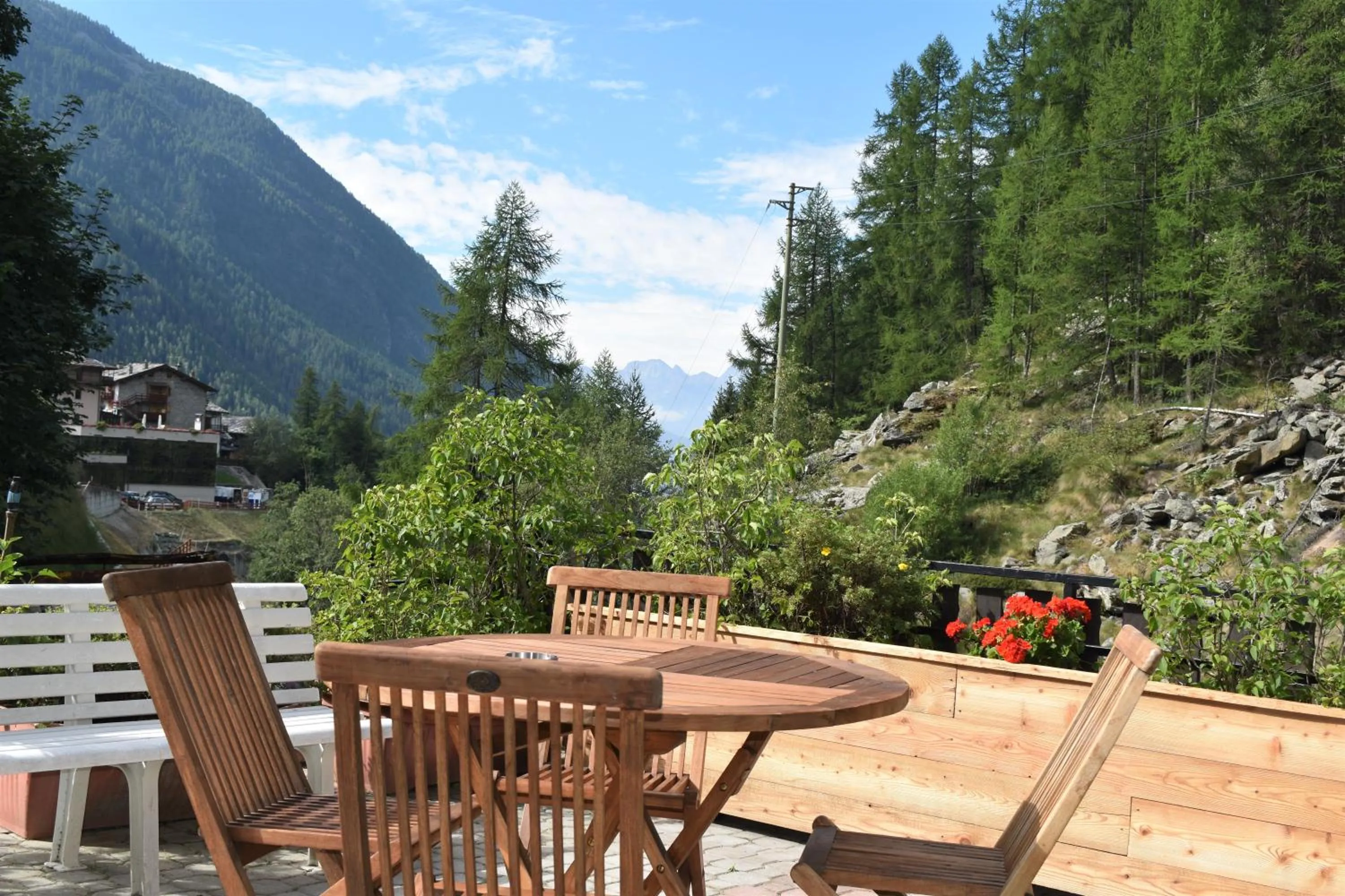 Garden view in Miramonti