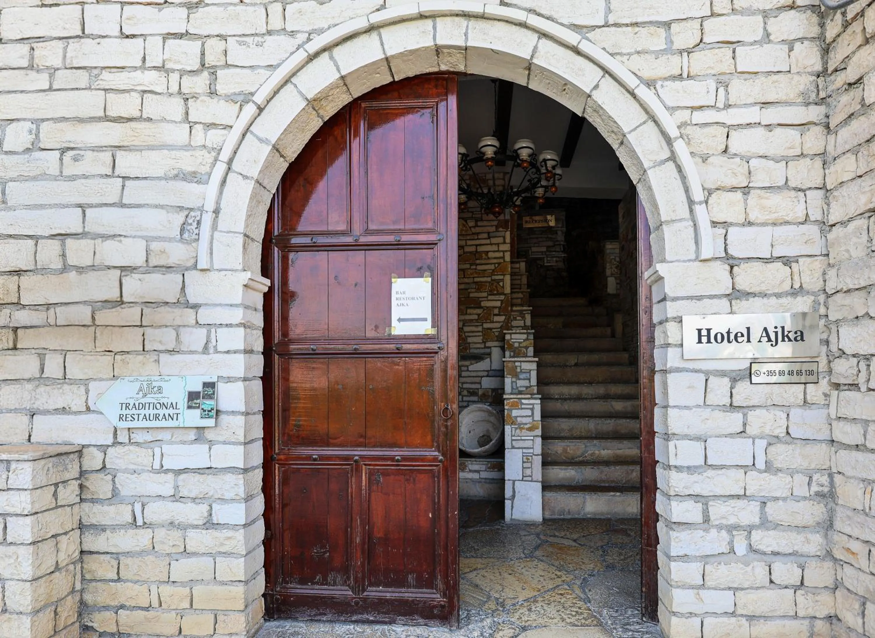 Facade/entrance in Hotel Ajka