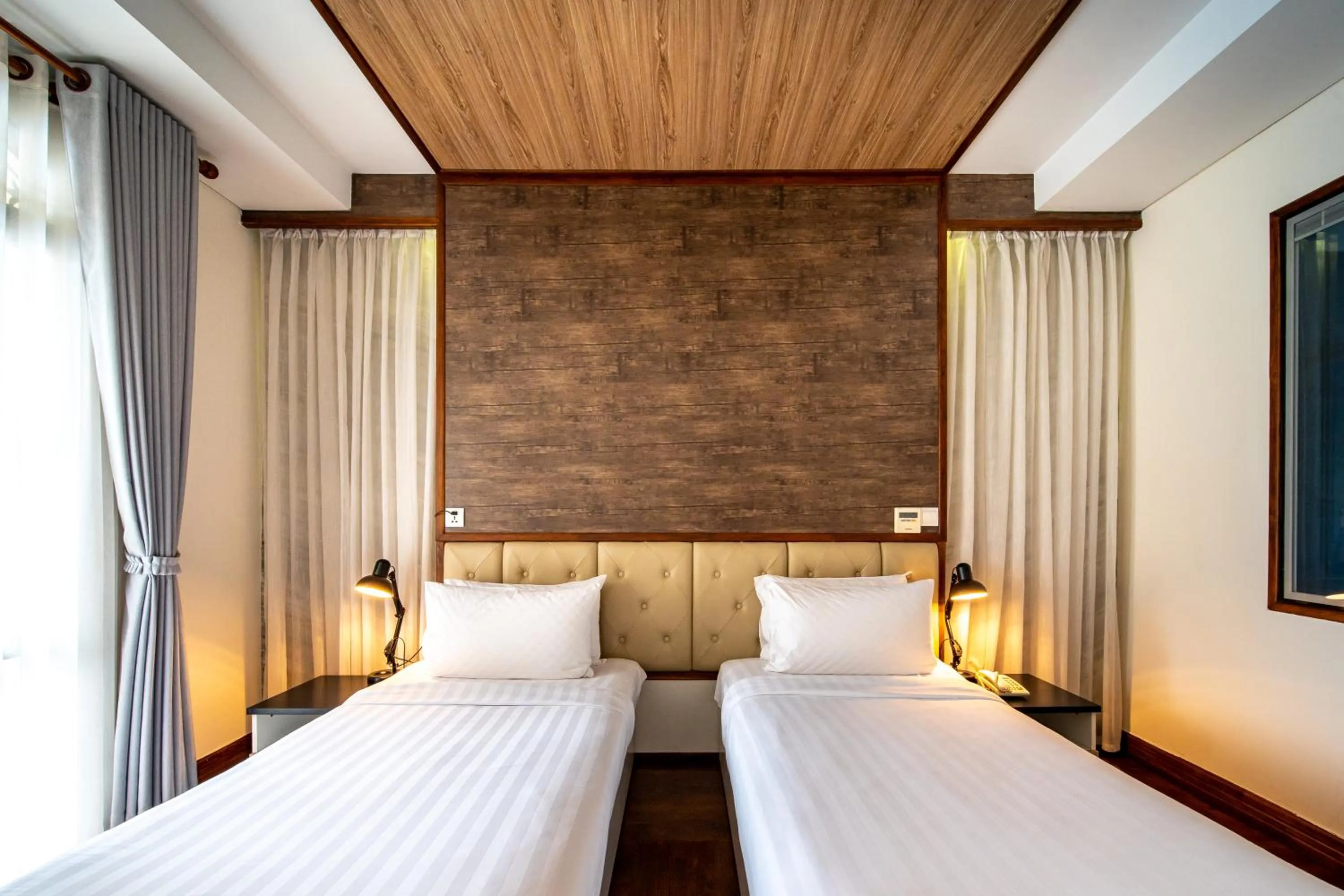 Bed in LCS Hotel & Apartment