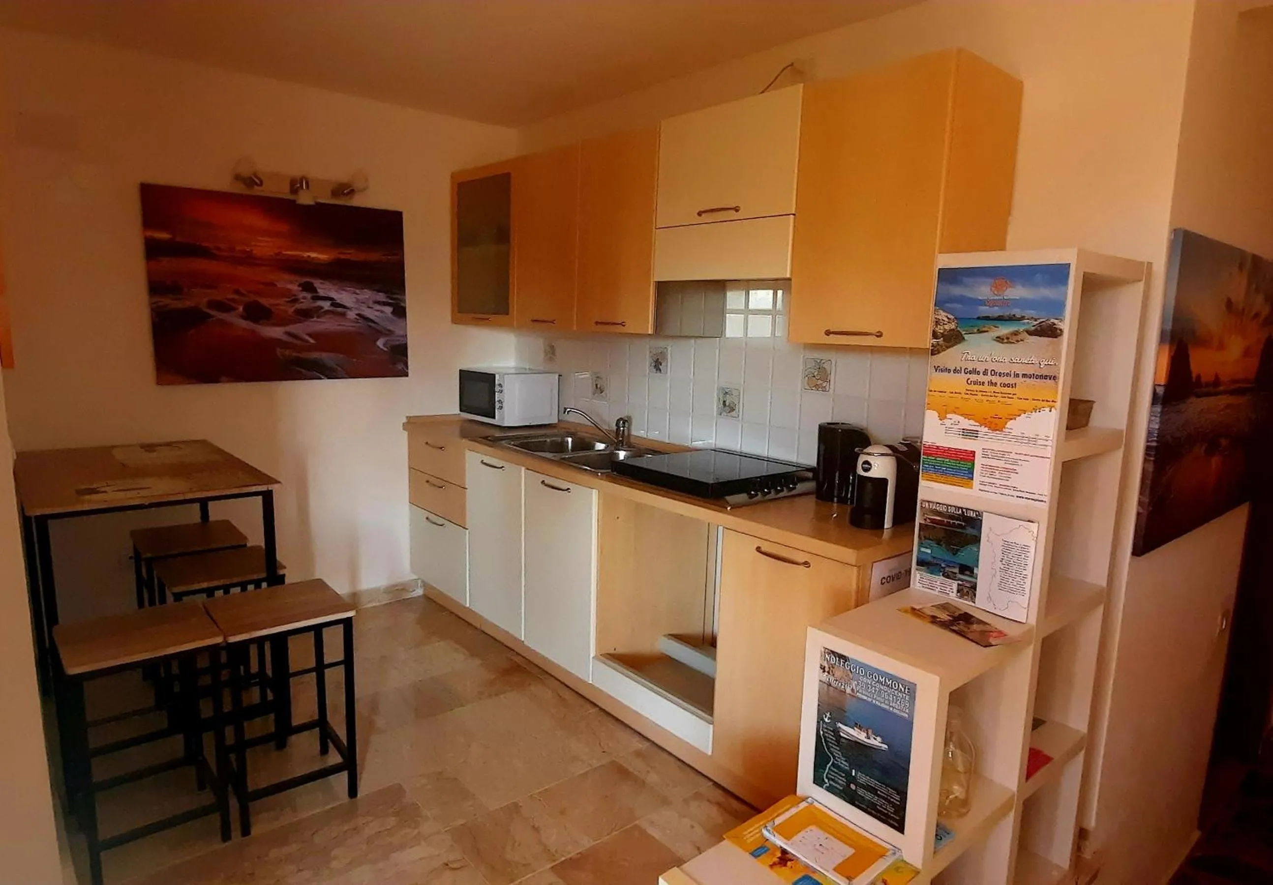 Kitchen or kitchenette in janas