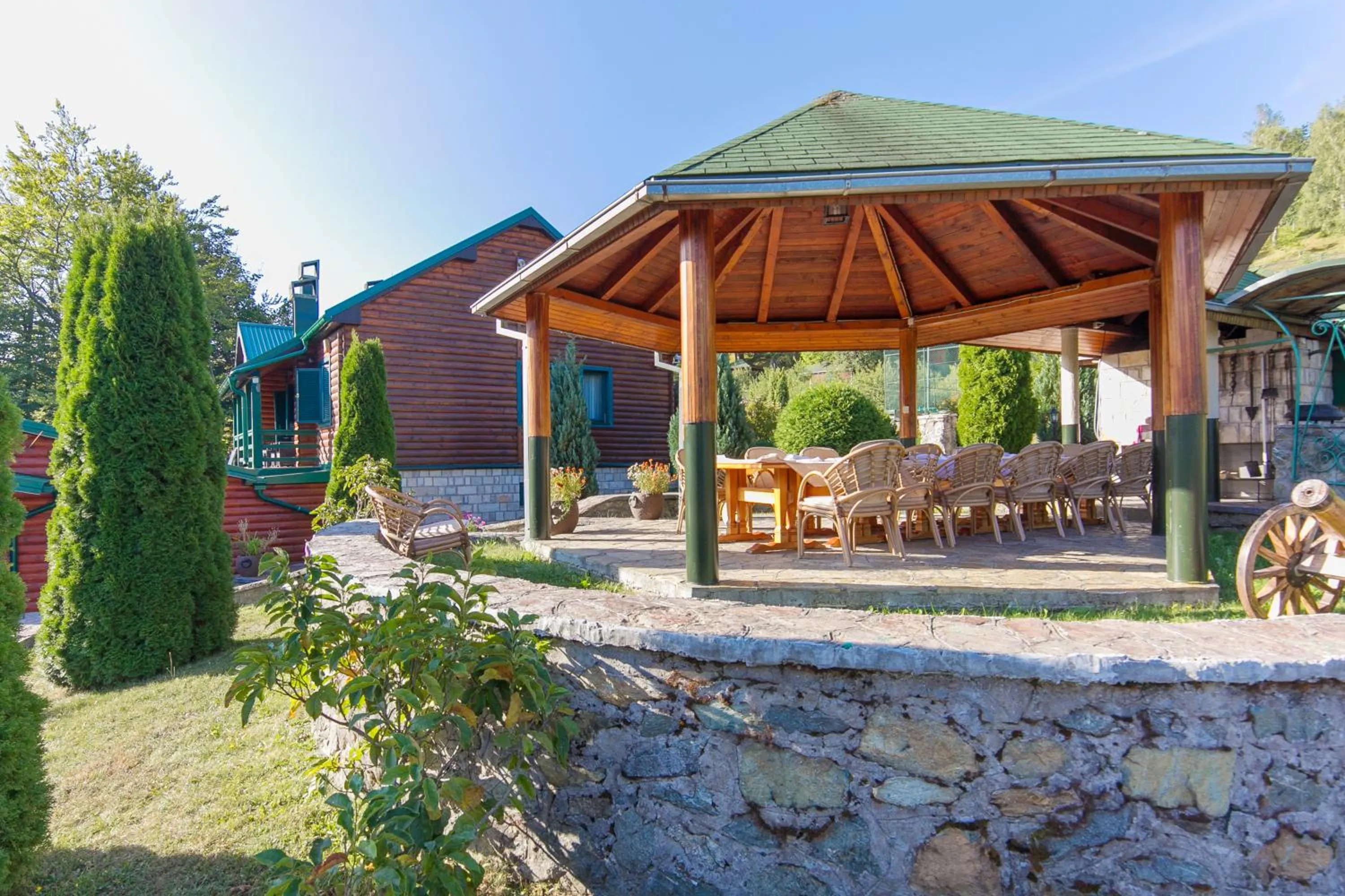 Restaurant/places to eat in Hotel & Resort Gacka