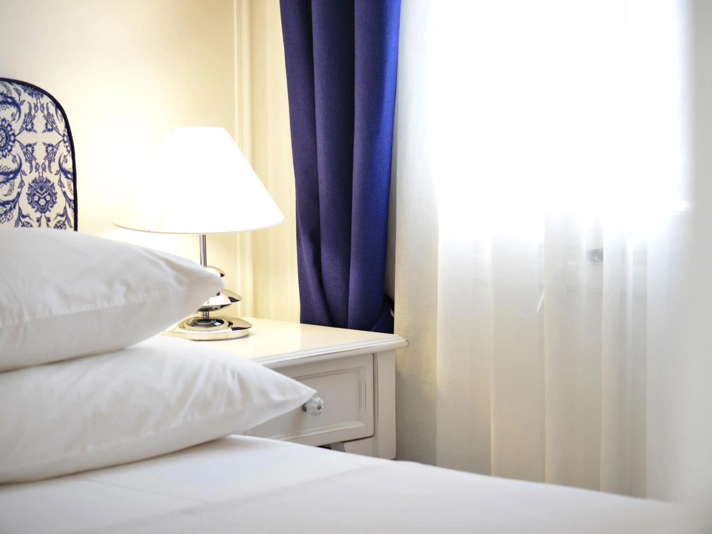 Bed in Vintage Alacati