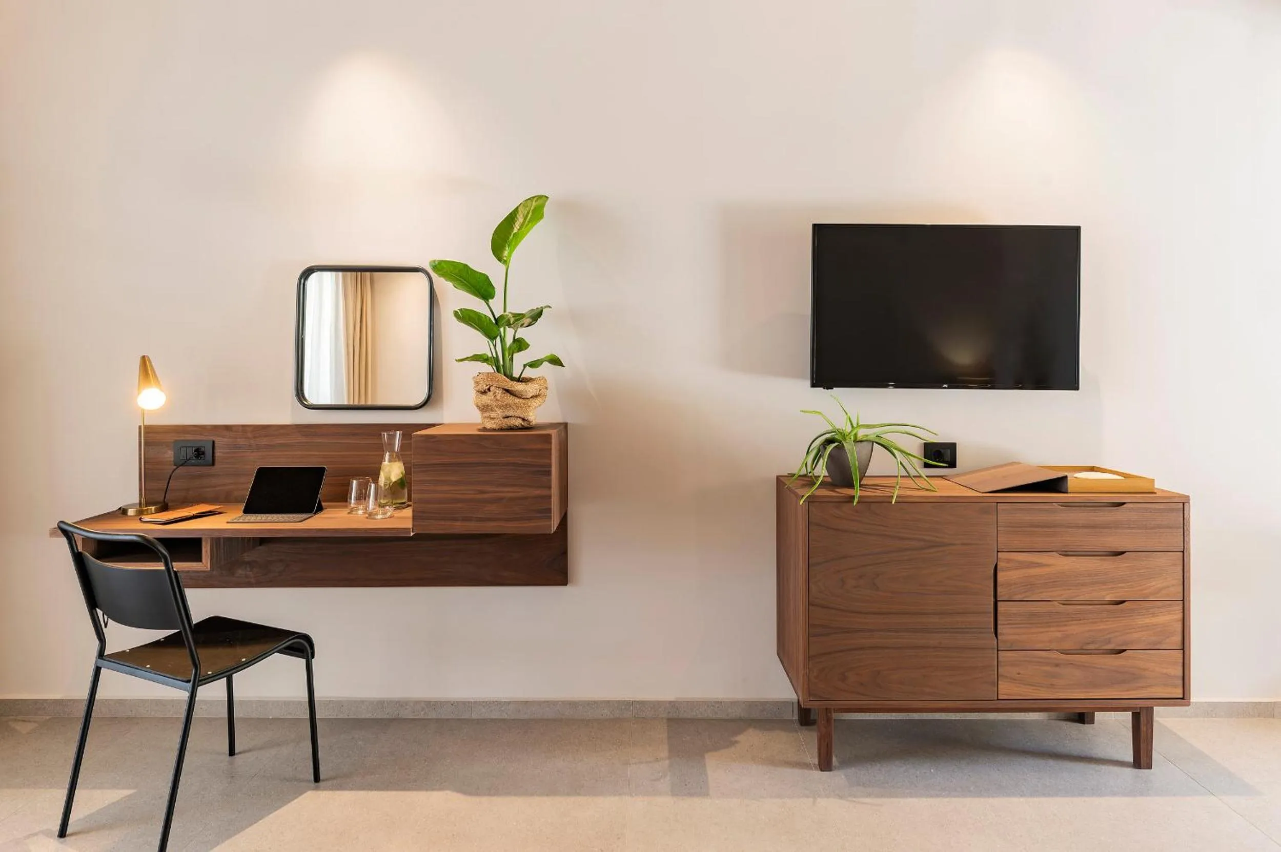 Area and facilities in Lindos Aqua Terra