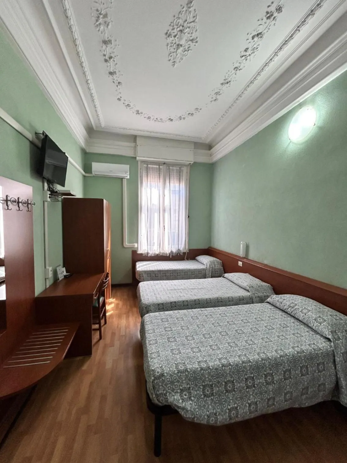 View (from property/room), Bed in Hotel Barone