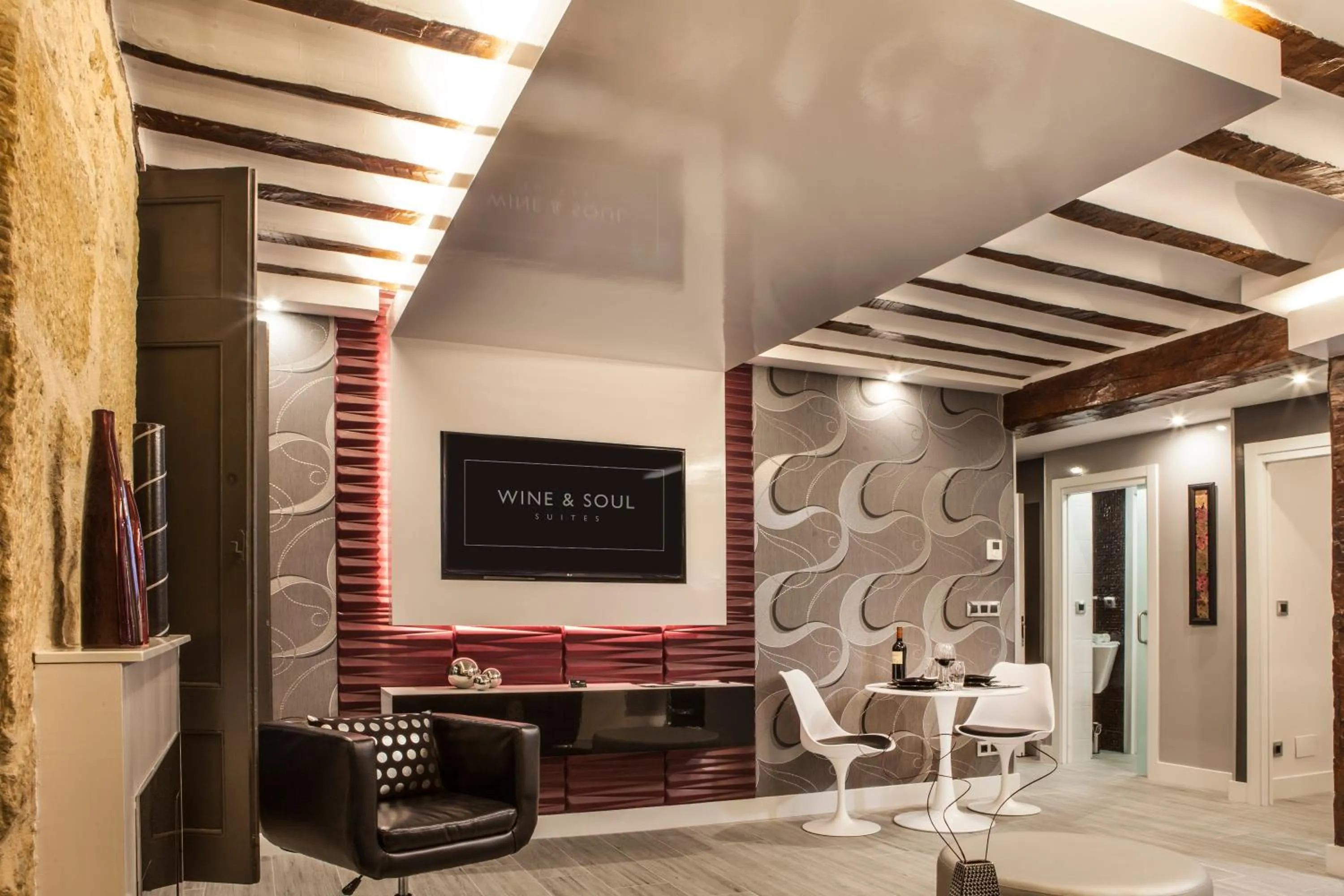 Seating area in Wine & Soul Suites