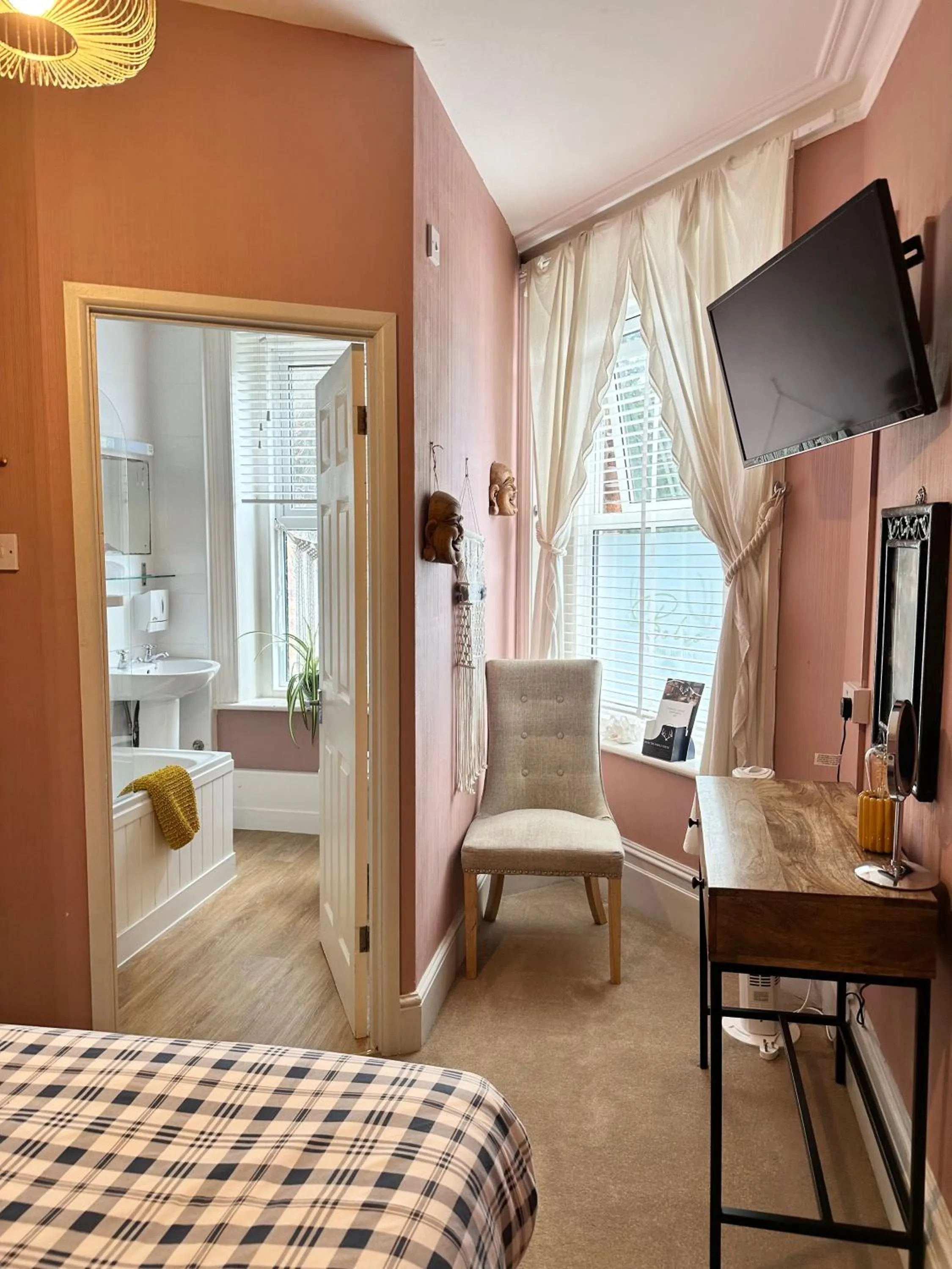 Bed in Boho Beach House - Beach location