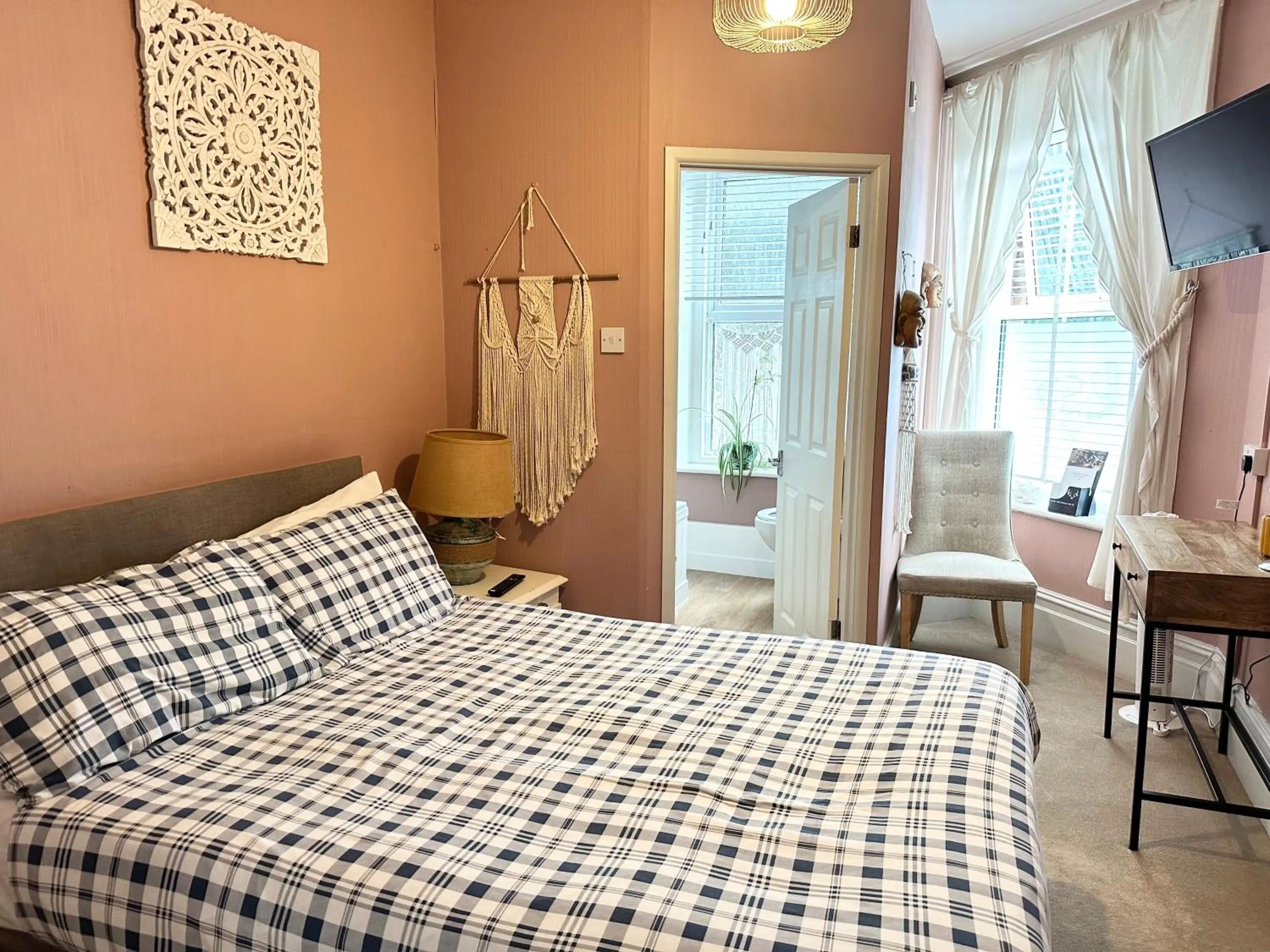 Bedroom, Bed in Boho Beach House - Beach location