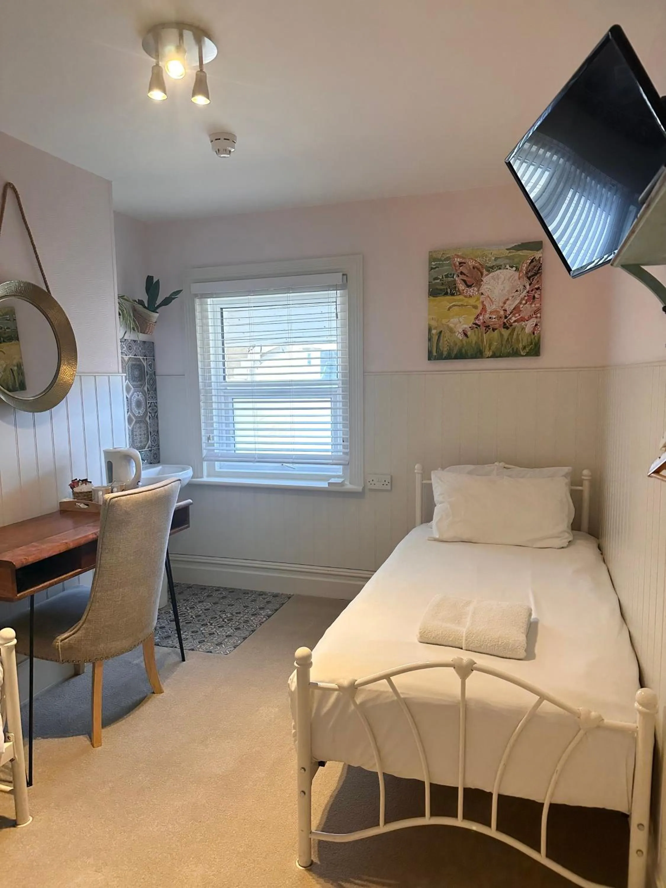 Bed in Boho Beach House - Beach location