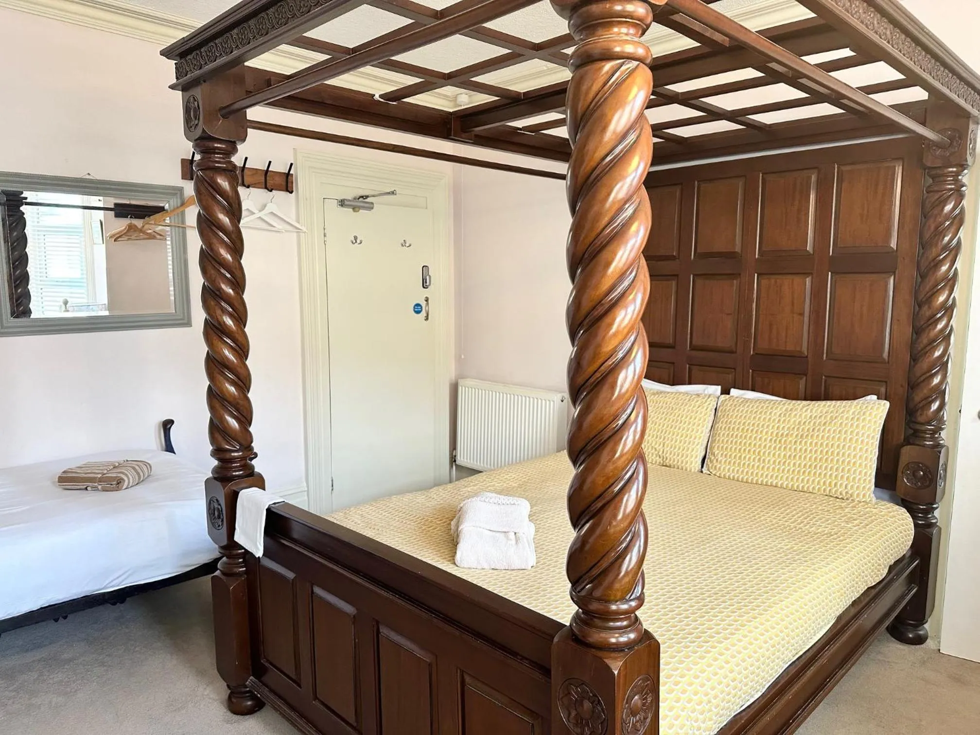 Bed in Boho Beach House - Beach location