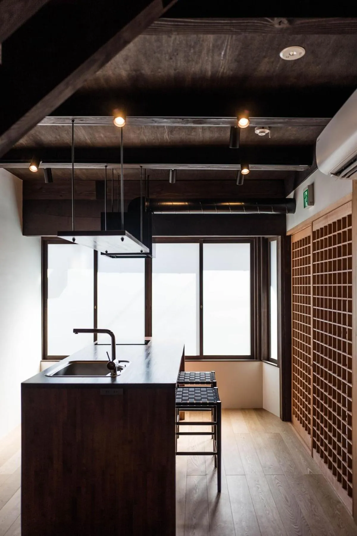 Kitchen or kitchenette in Maana Kyoto