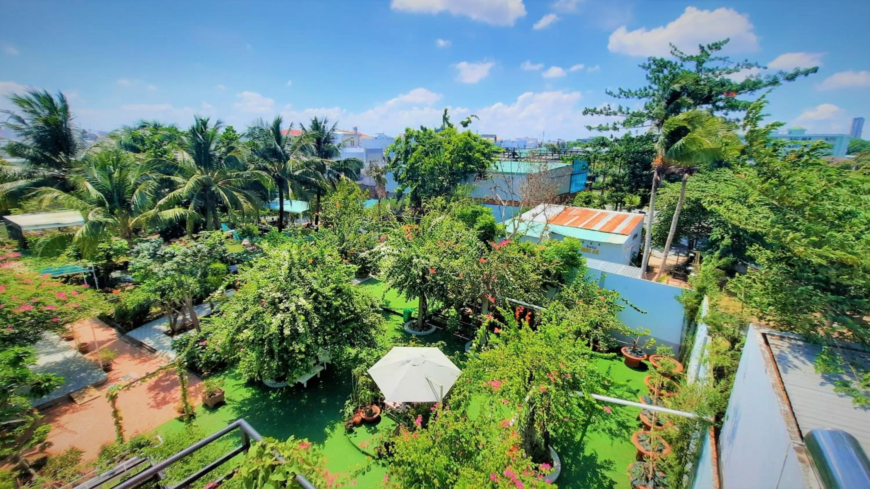 Garden in Thanh Dat Resort