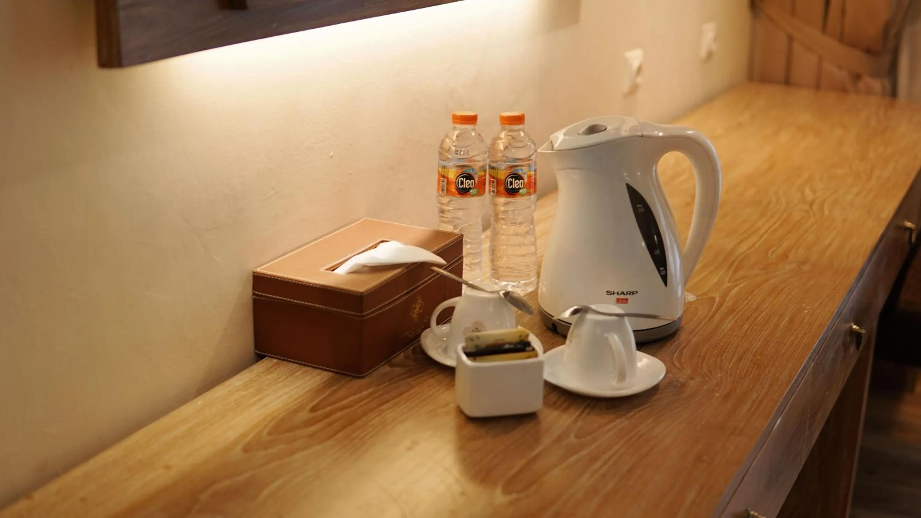 Coffee/tea facilities in Ndalem Nuriyyat Villa, Spa & Skin Care