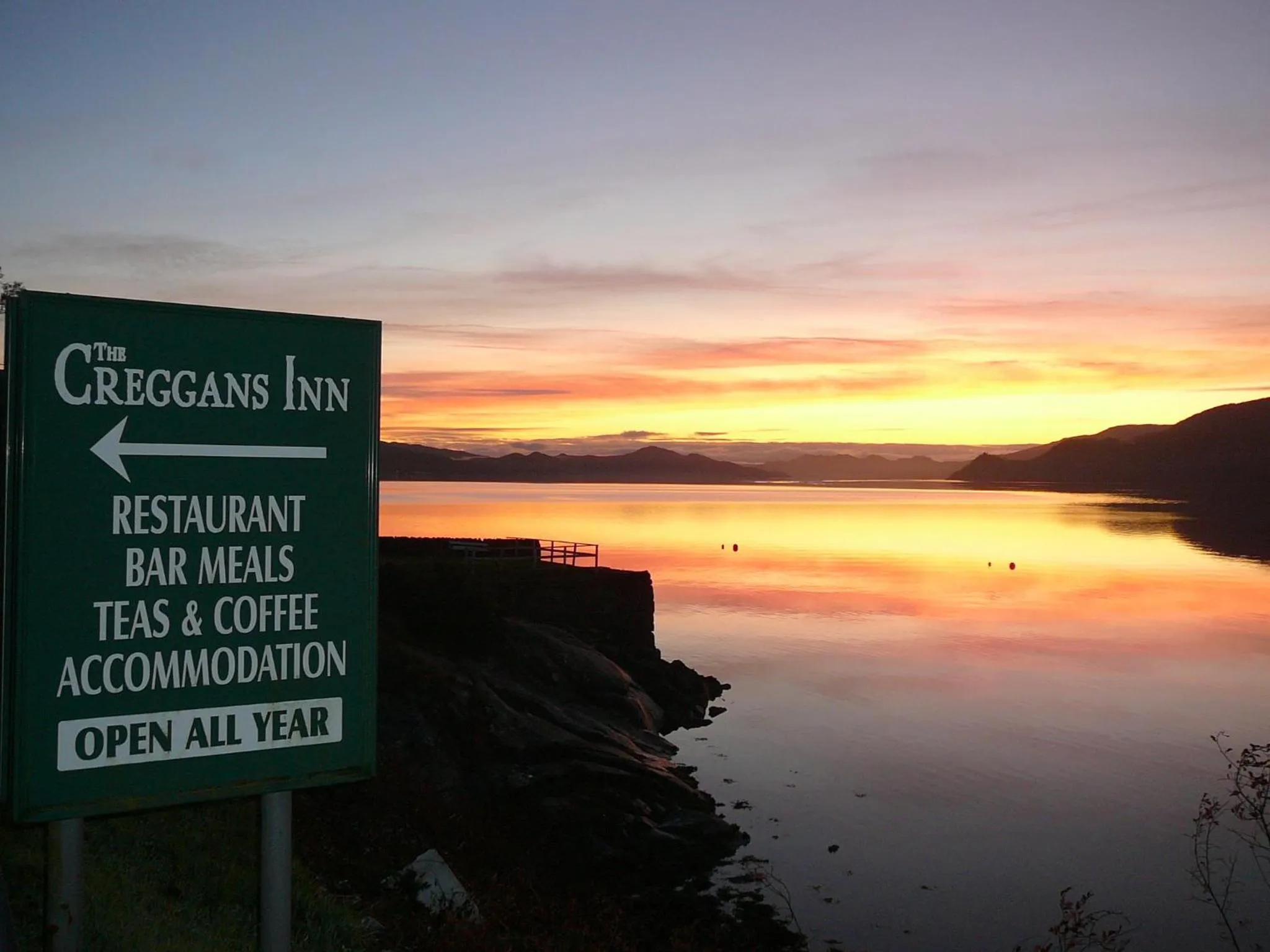 Facade/entrance in The Creggans Inn