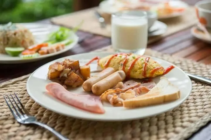 Breakfast in Orchard Pa La U