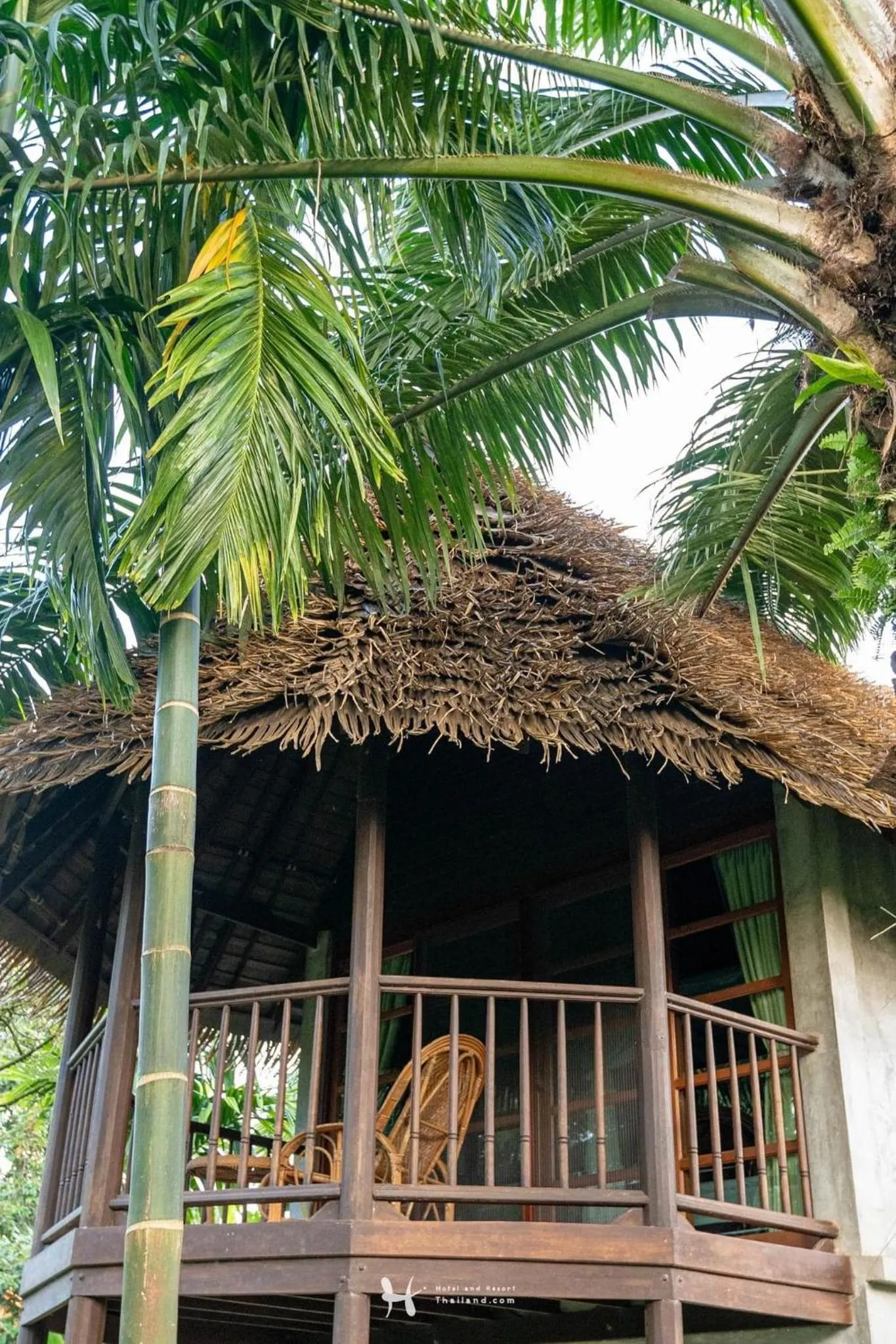 Property building in Orchard Pa La U