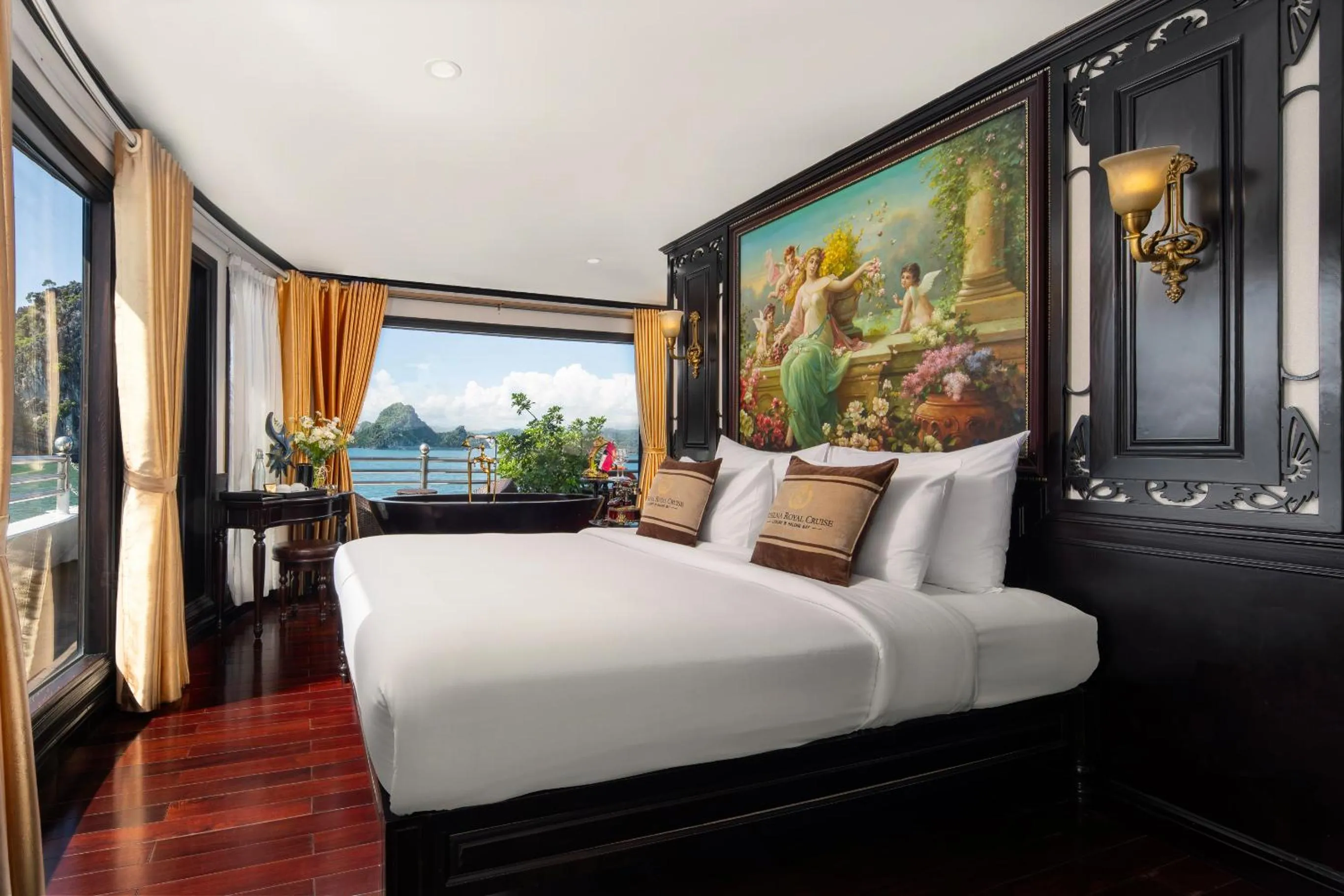 Bedroom, Bed in Athena Royal Cruise - Luxury in Halong Bay