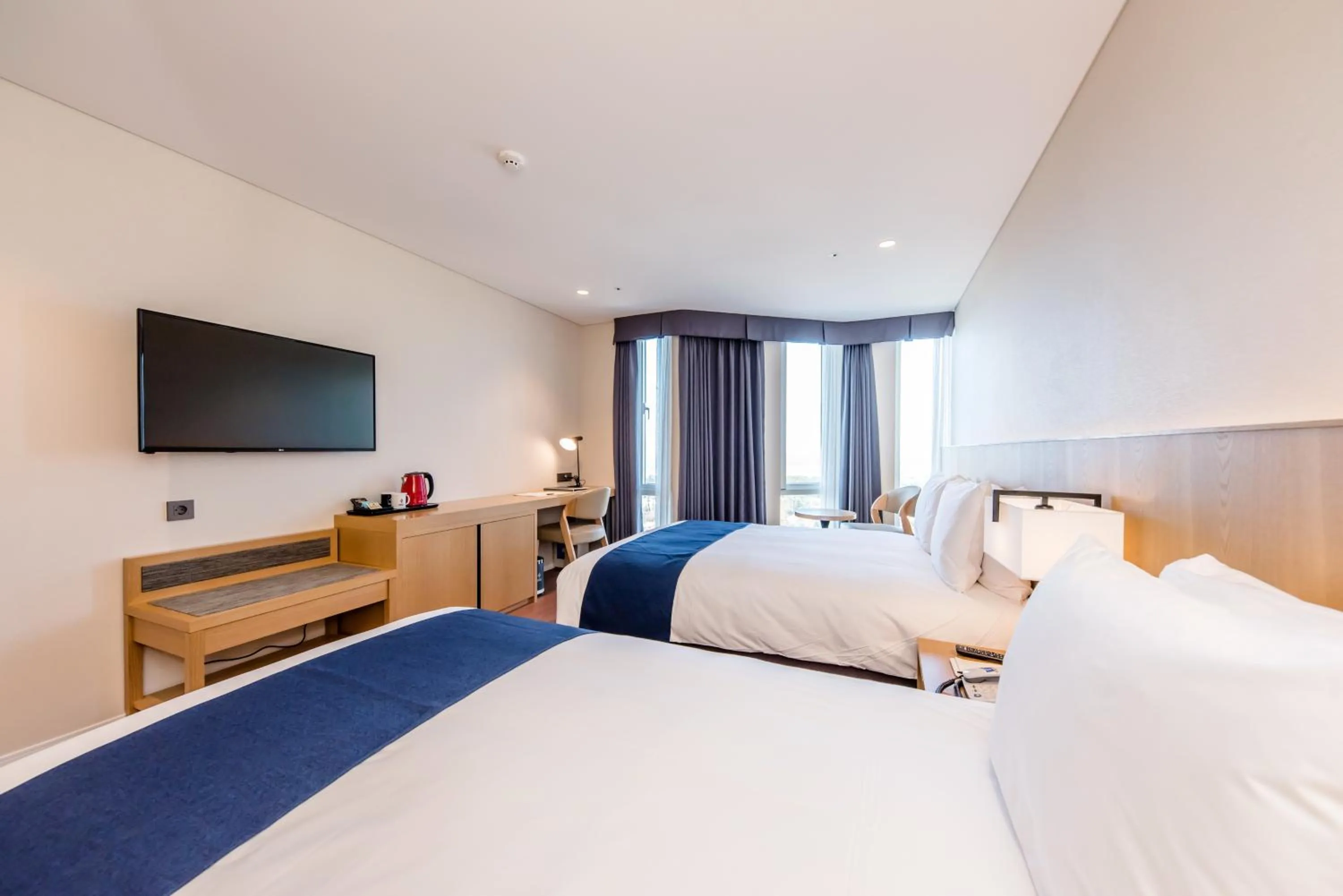 Bedroom, Bed in Hotel Sirius