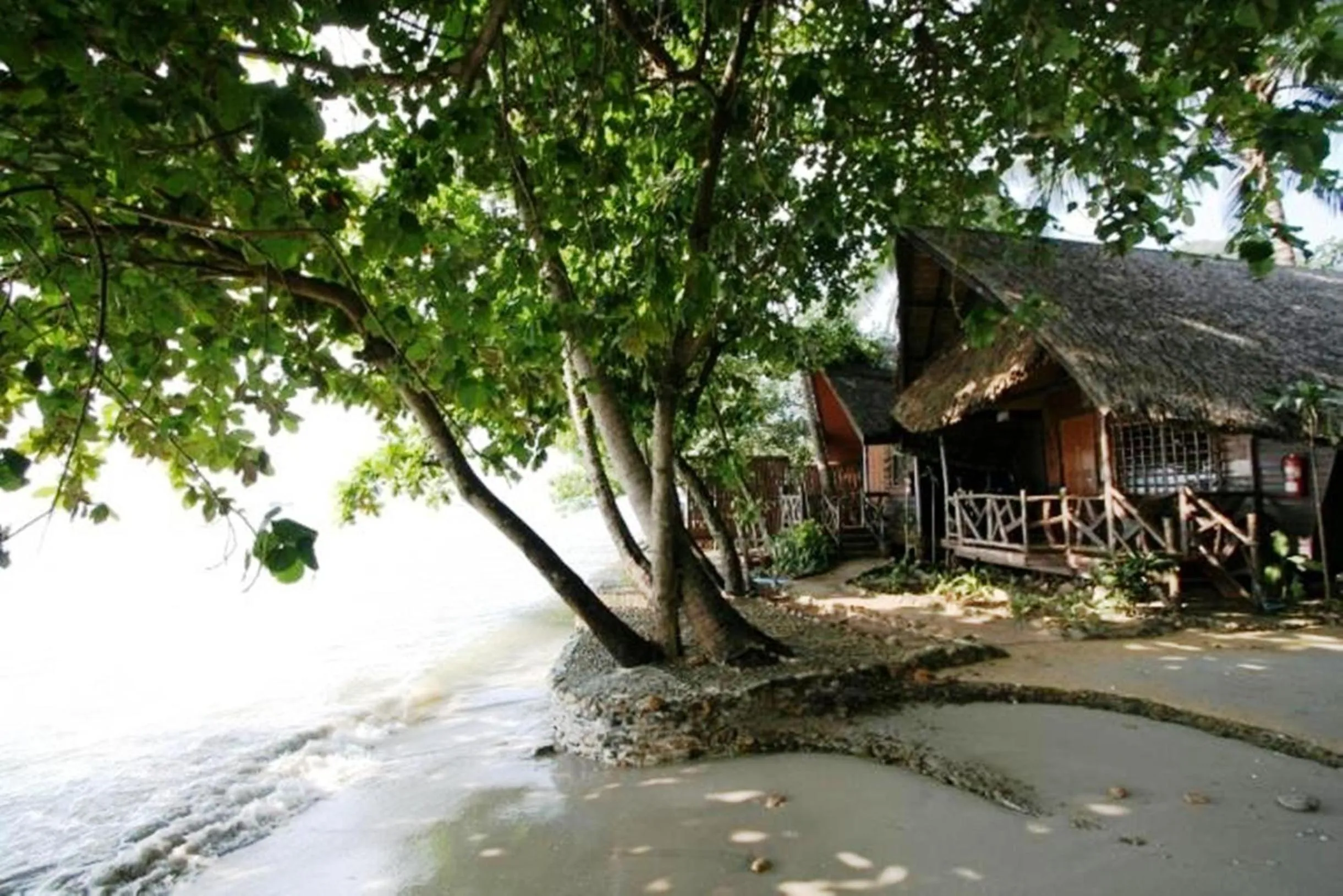 Facade/entrance in Banpu Koh Chang Resort