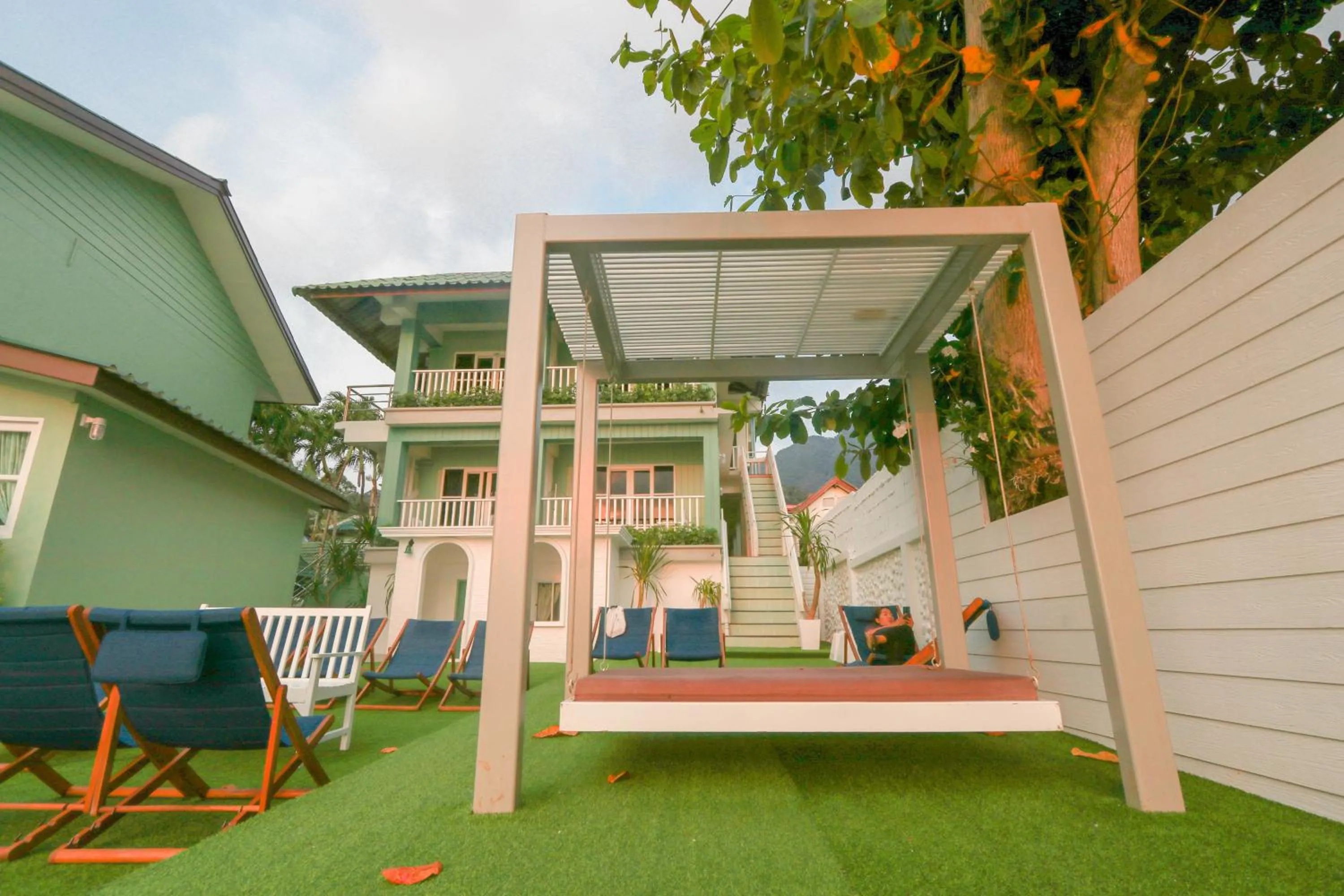 Garden in Banpu Koh Chang Resort