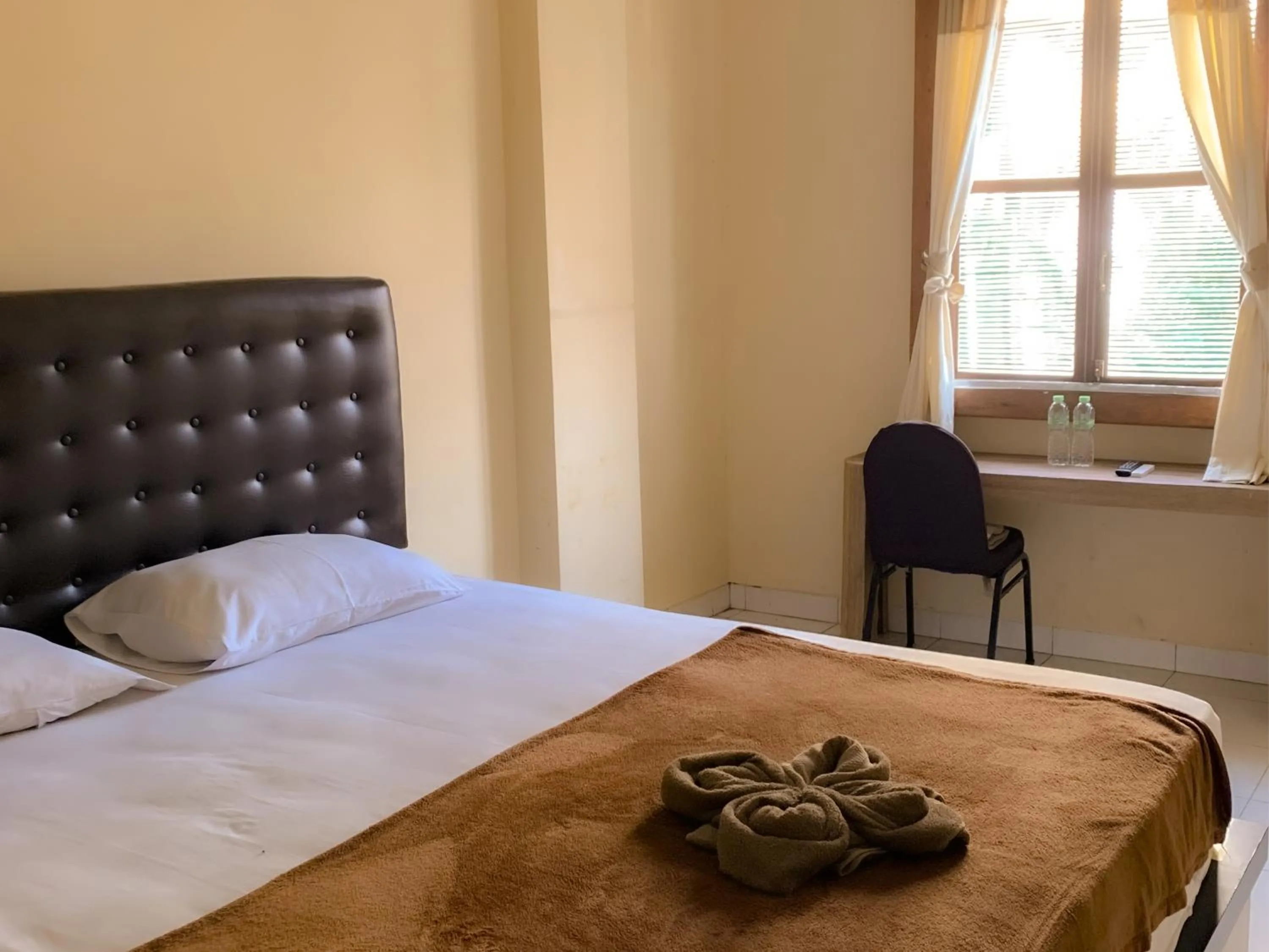 Bed in Omah Pelem Syariah