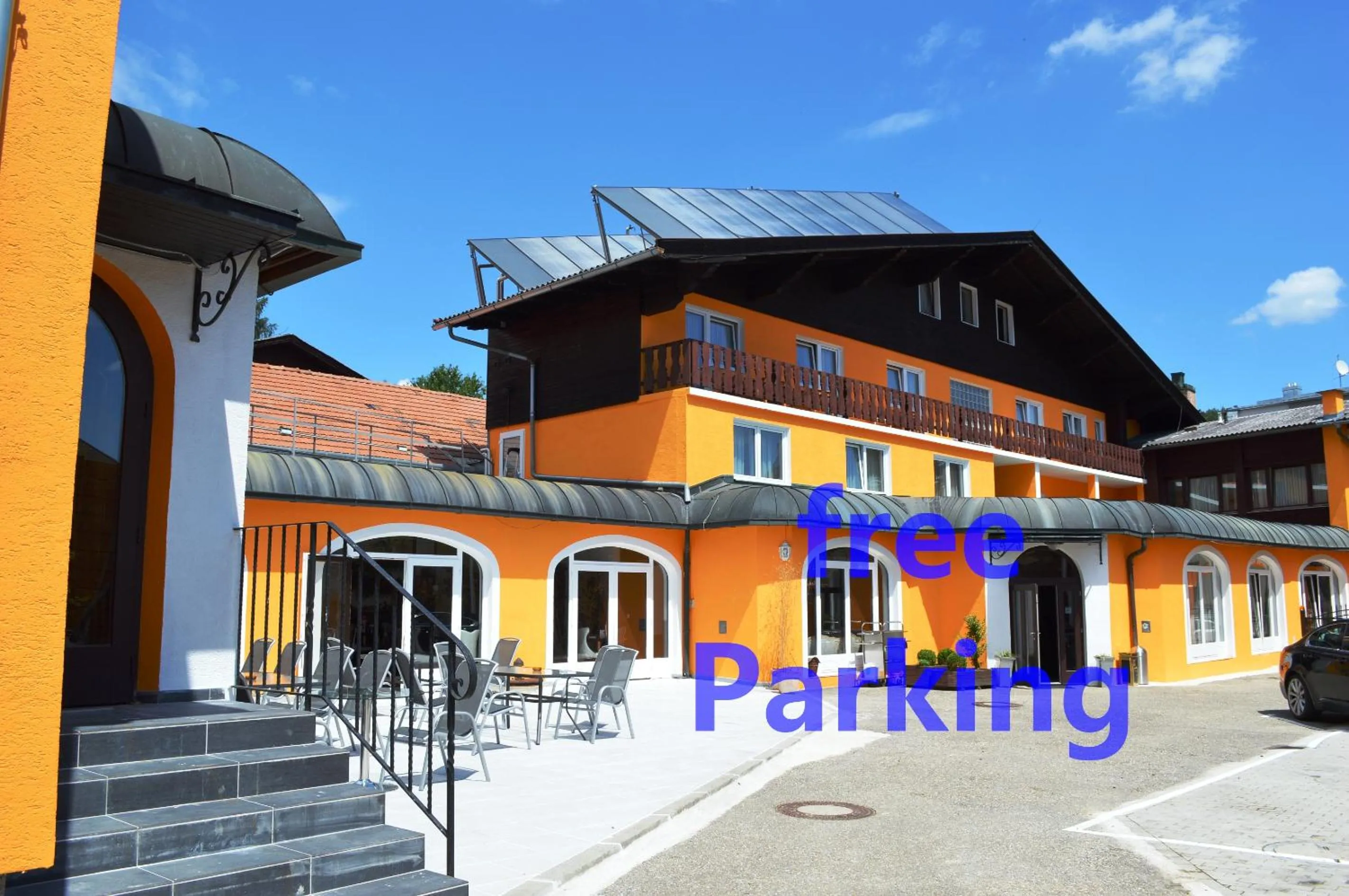 Facade/entrance in Hotel Austria